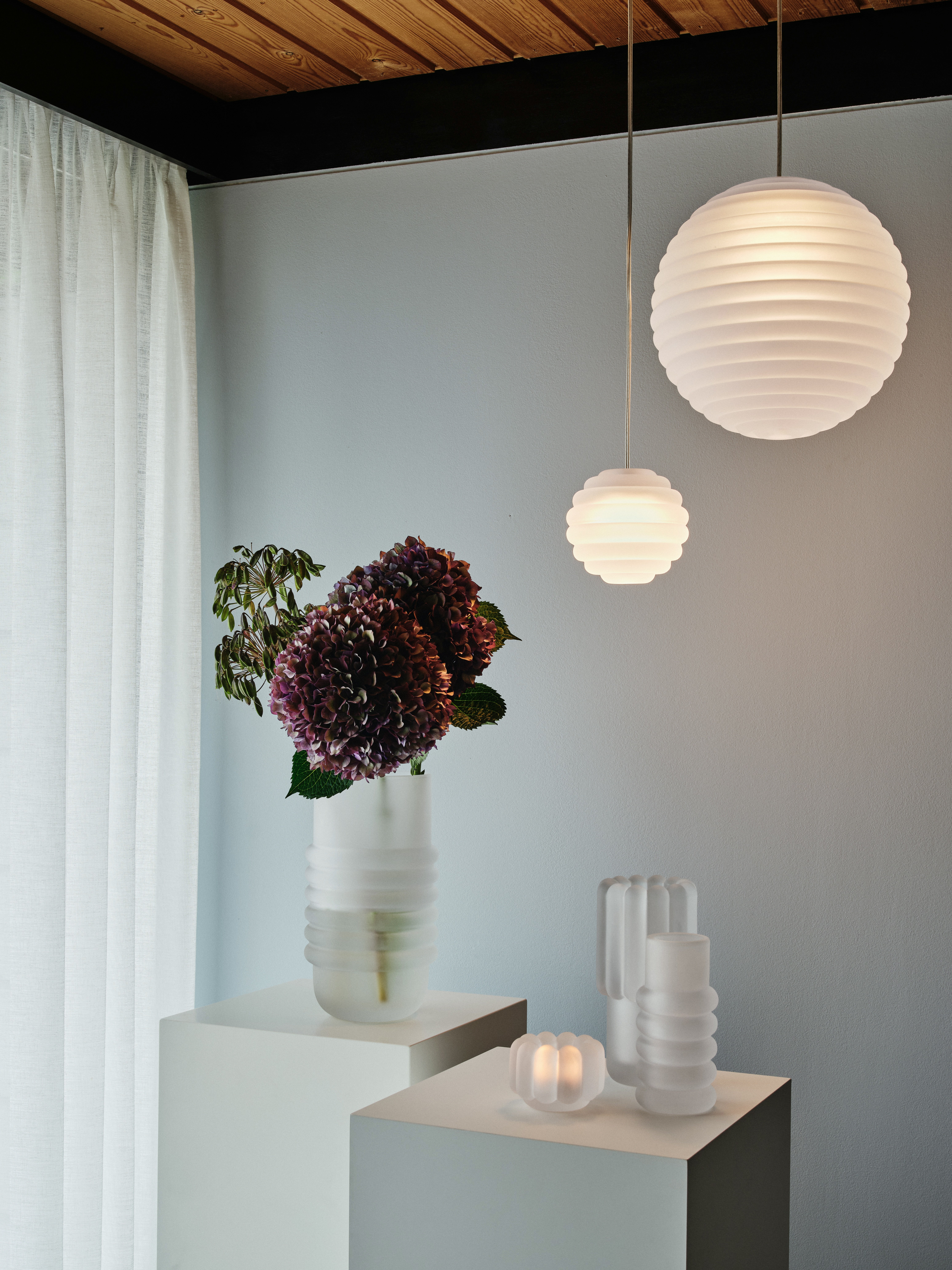 Press Mini Sphere&nbsp;Pendant