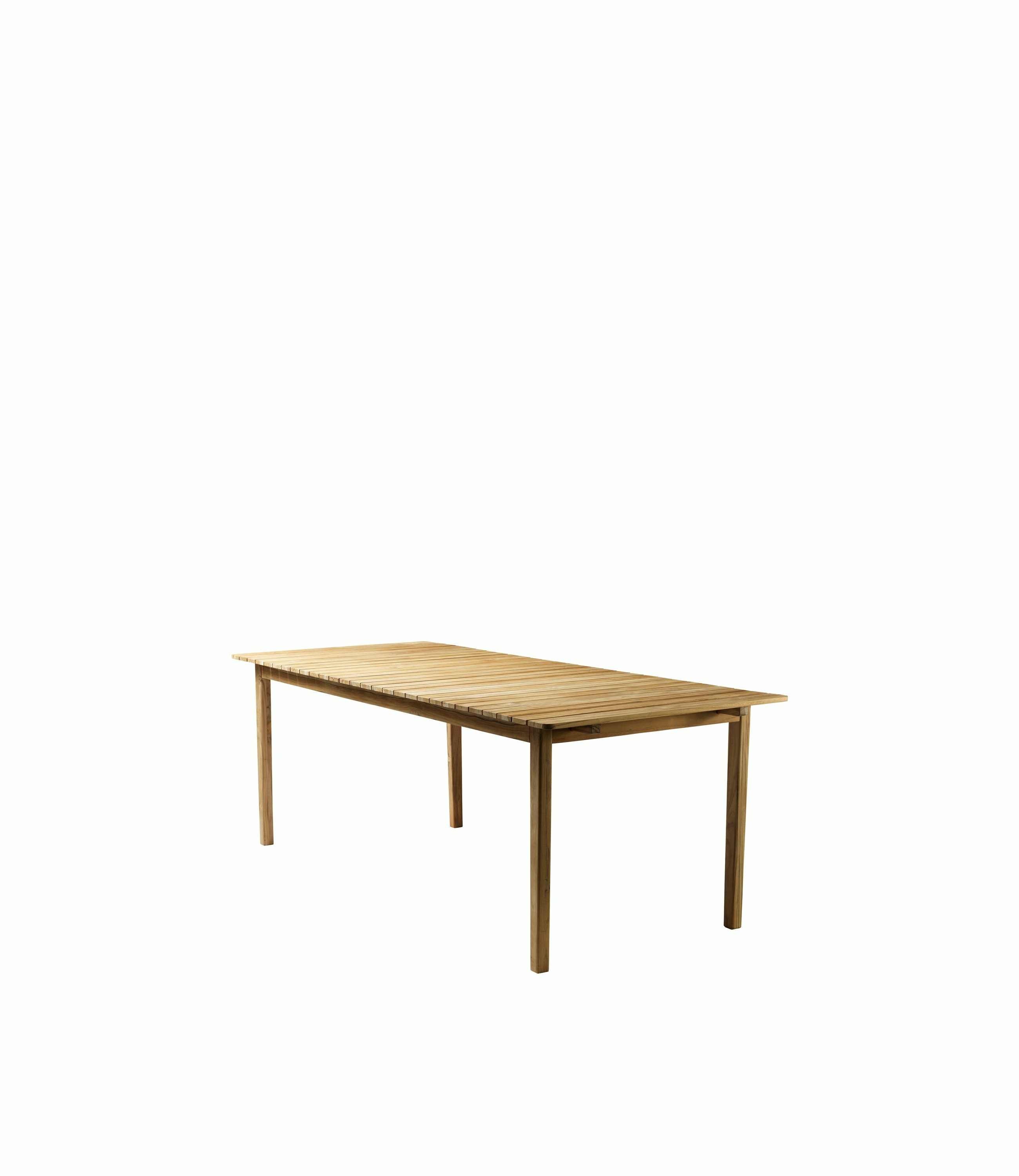 A Sammen Outdoor Dining Table in 86 inch viewed from an angle.
