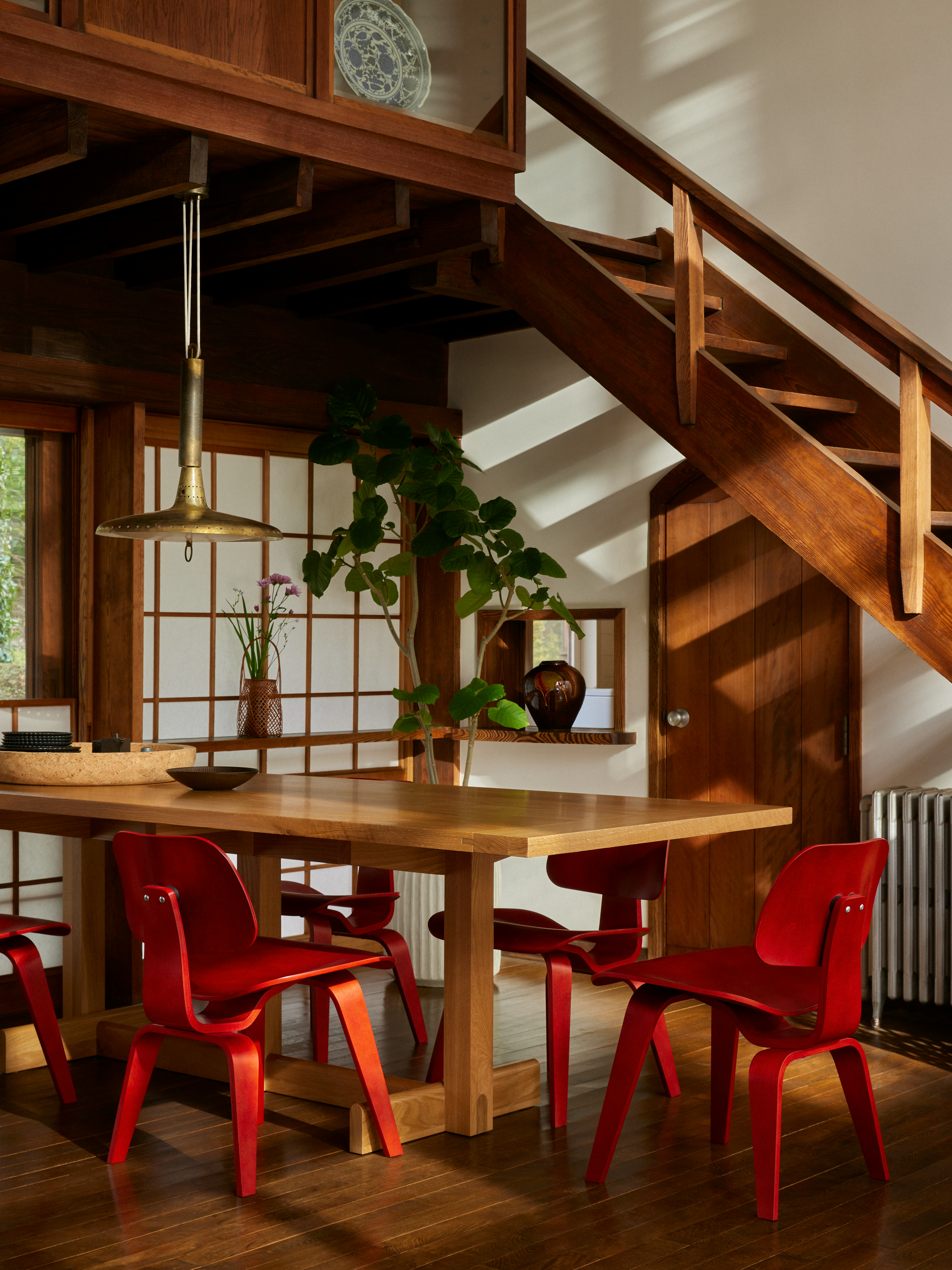 Land Dining Table