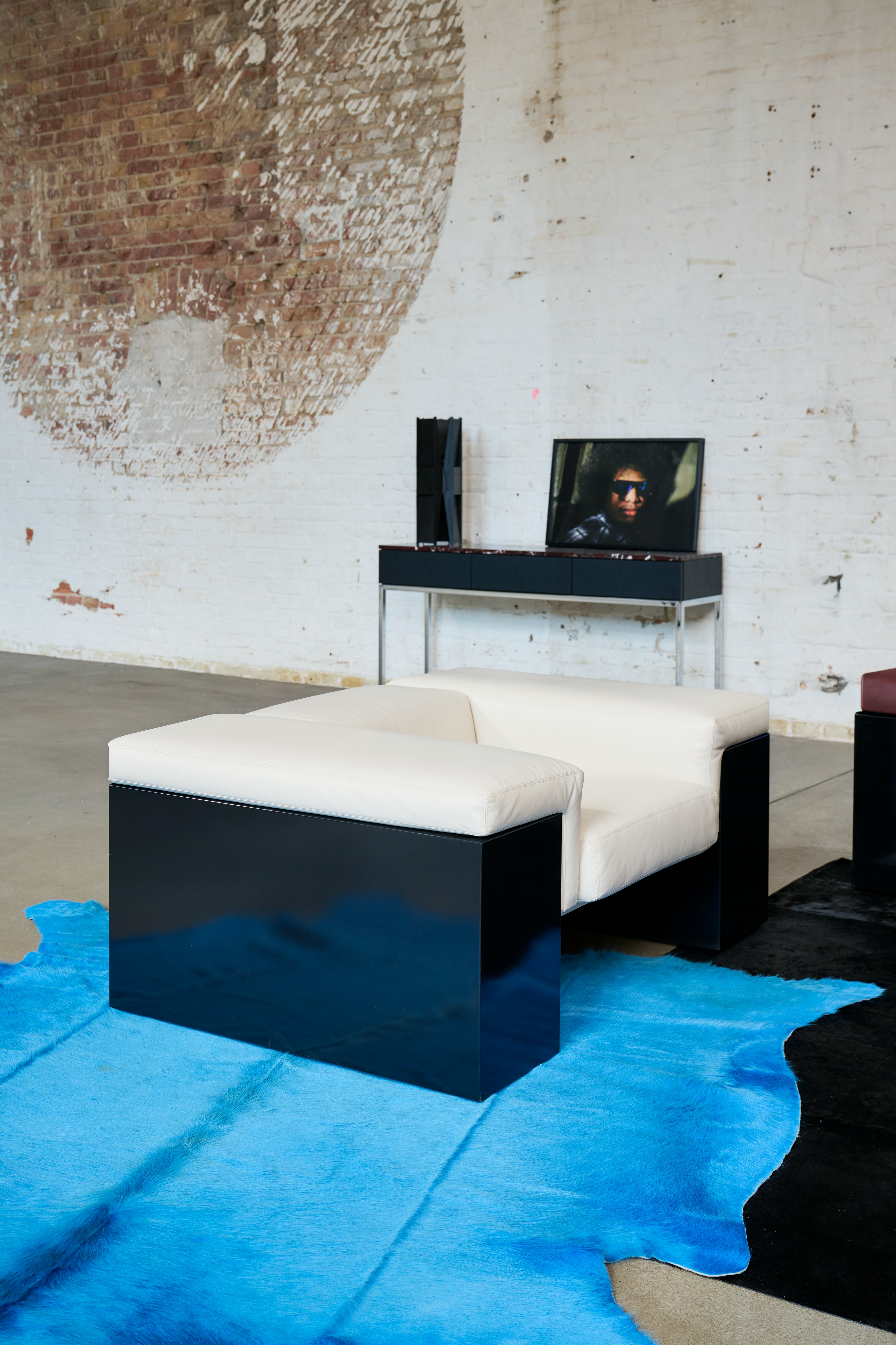 Knoll Chermayeff Console Table