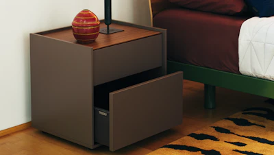 Design Within Reach, brand website product image