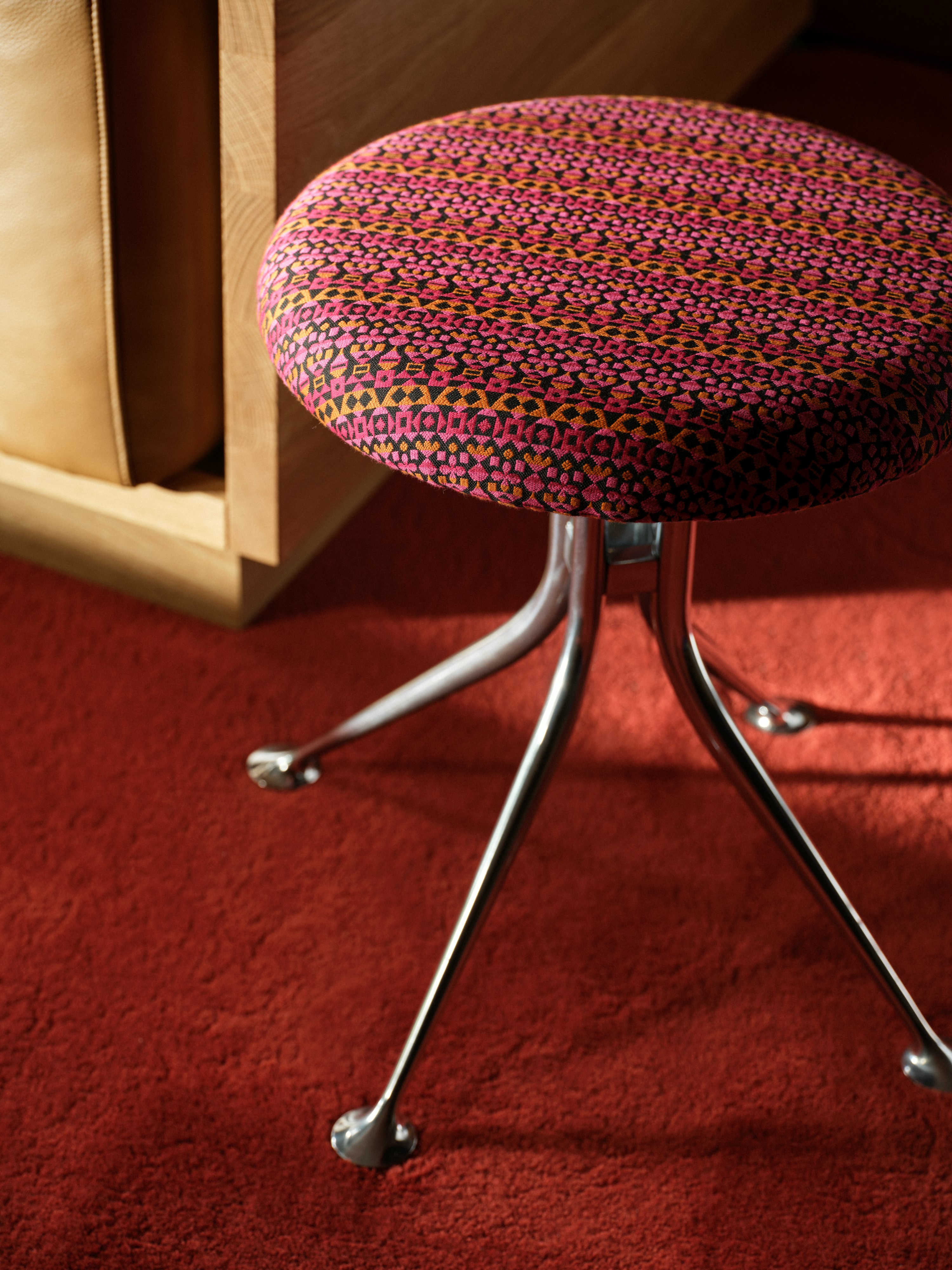 Girard Stool