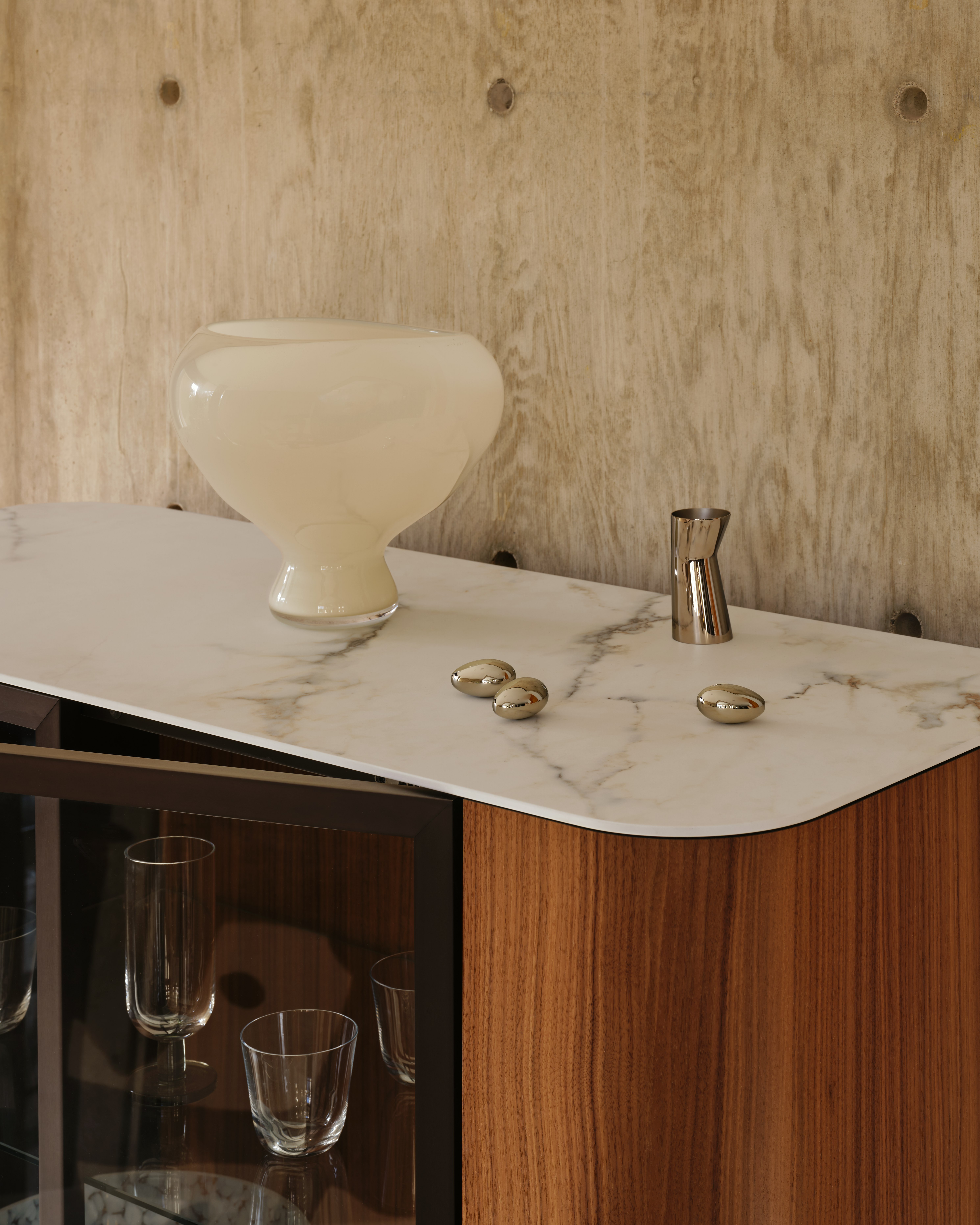 Mardahl Pedestal Vase