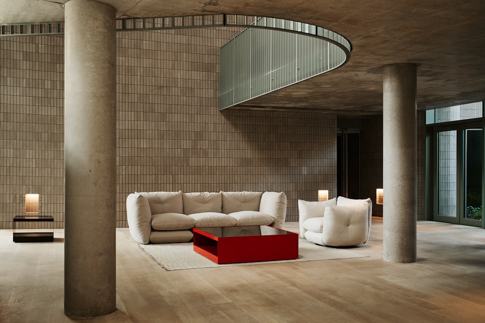 Perron Pillo Sofa