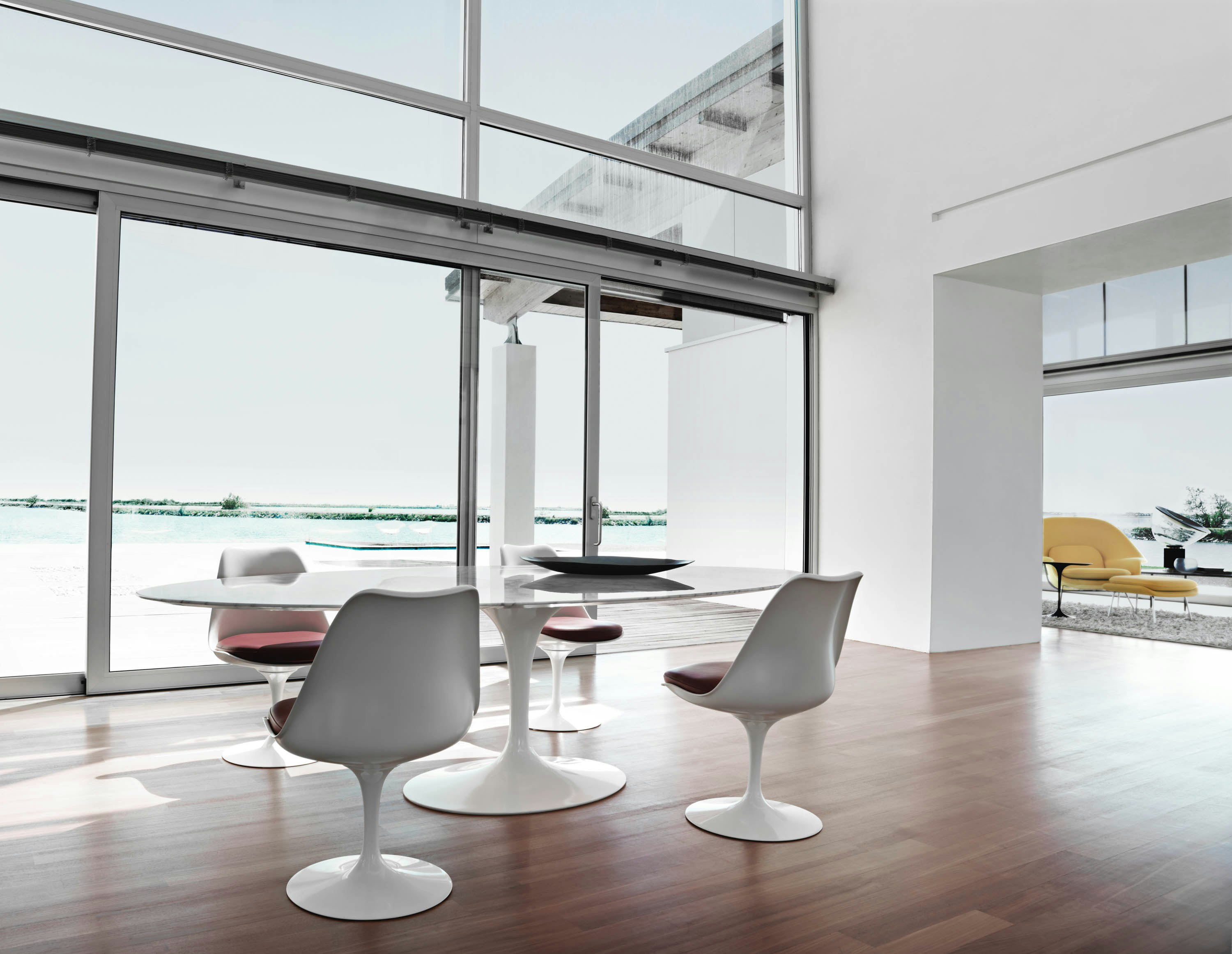 Saarinen Dining Table