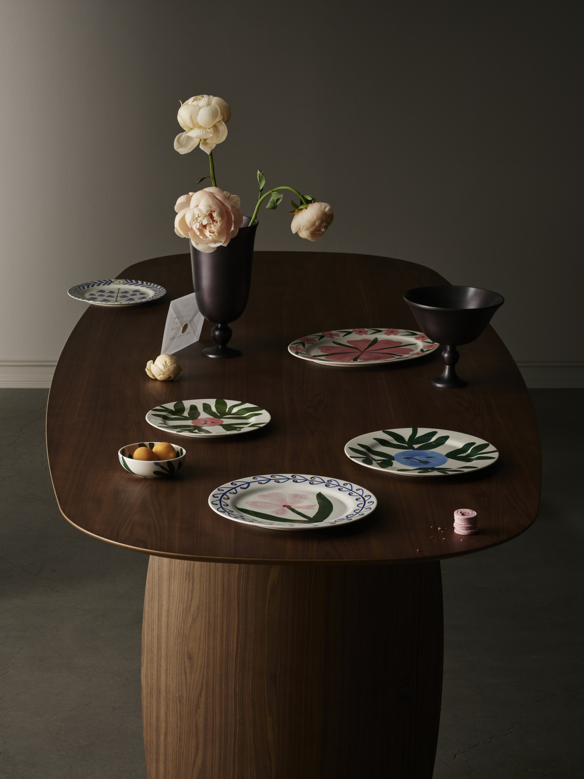 Dinnerware and Tabletop Accents