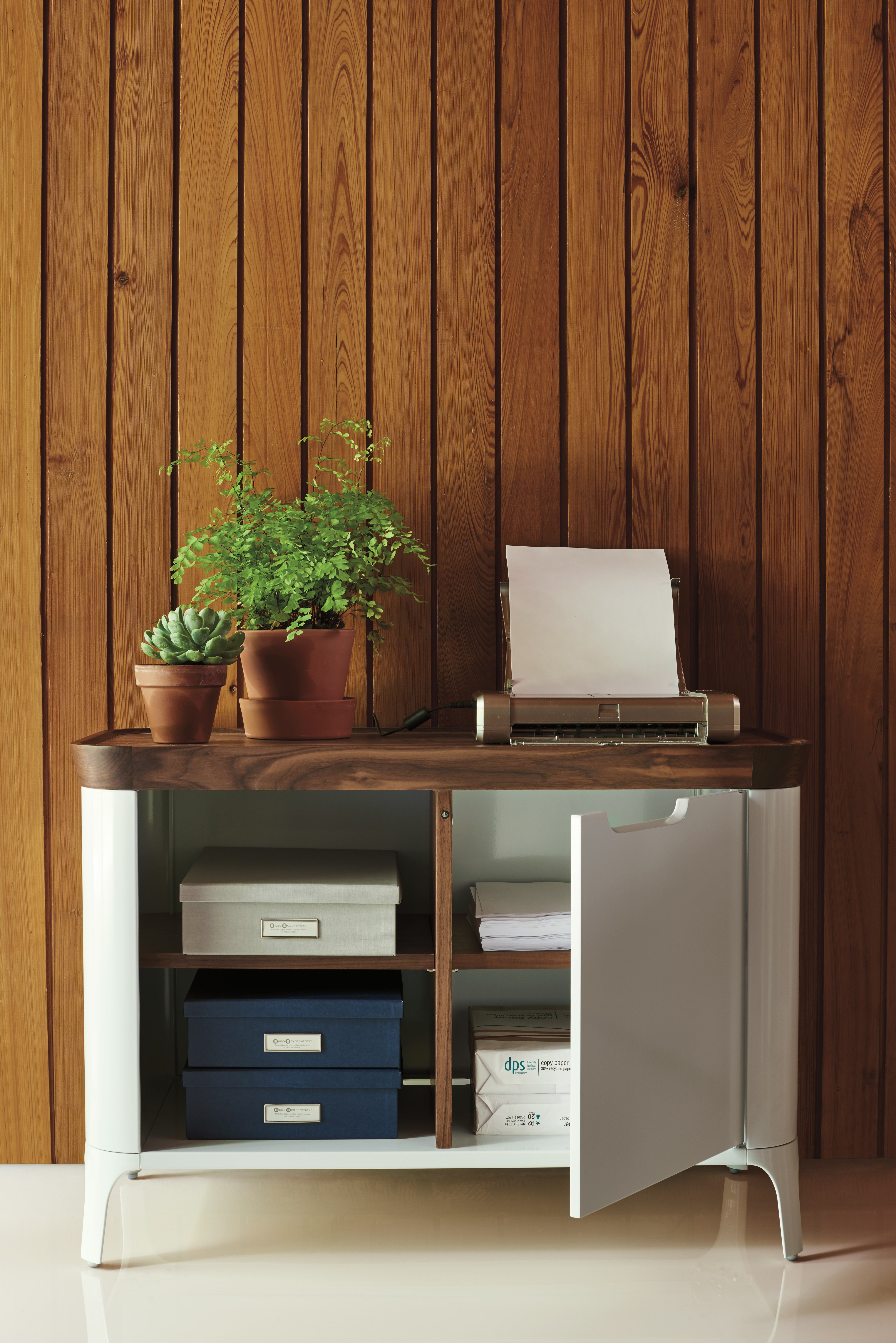 Airia Media Cabinet