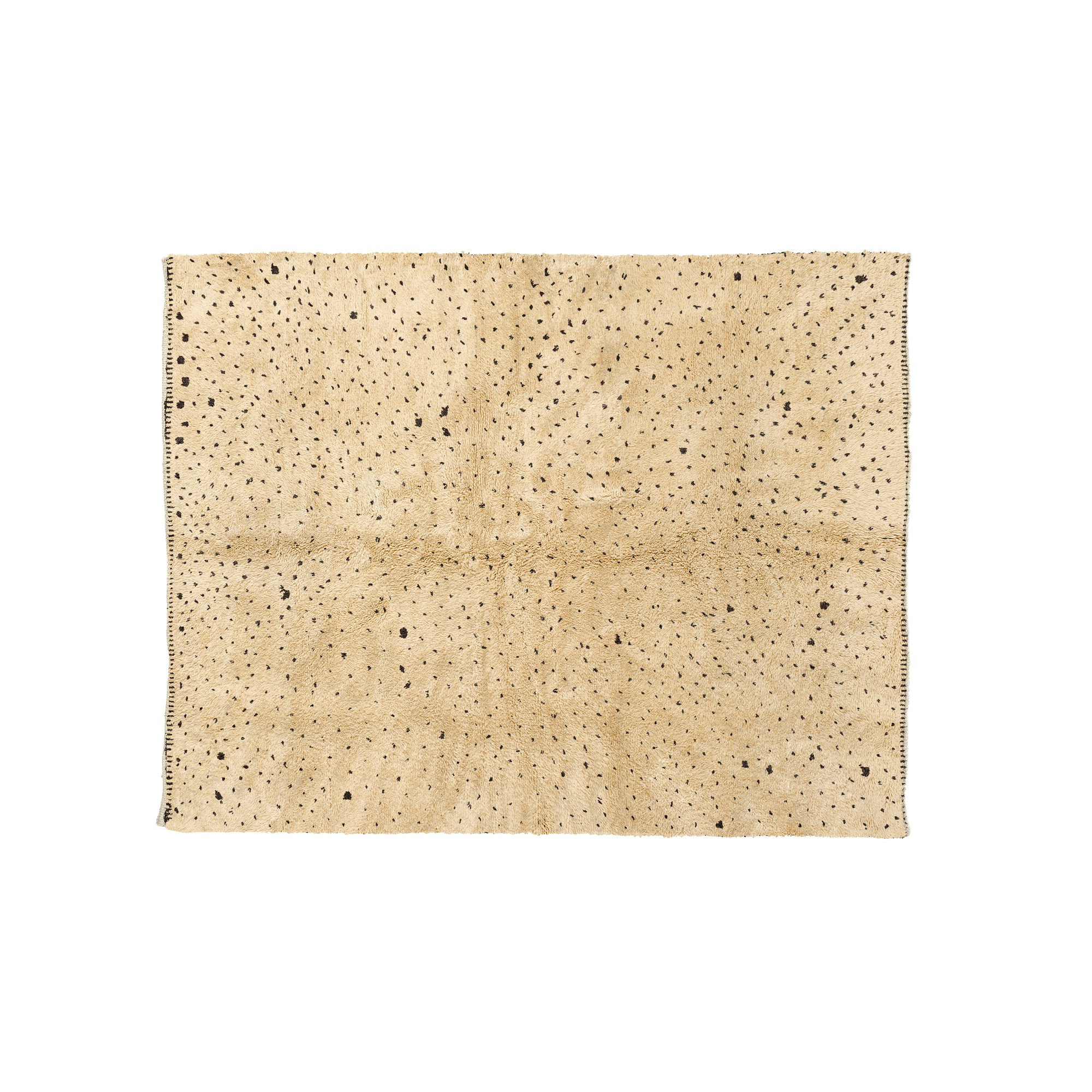 A Dusk Shag Rug in Oat viewed from the front.