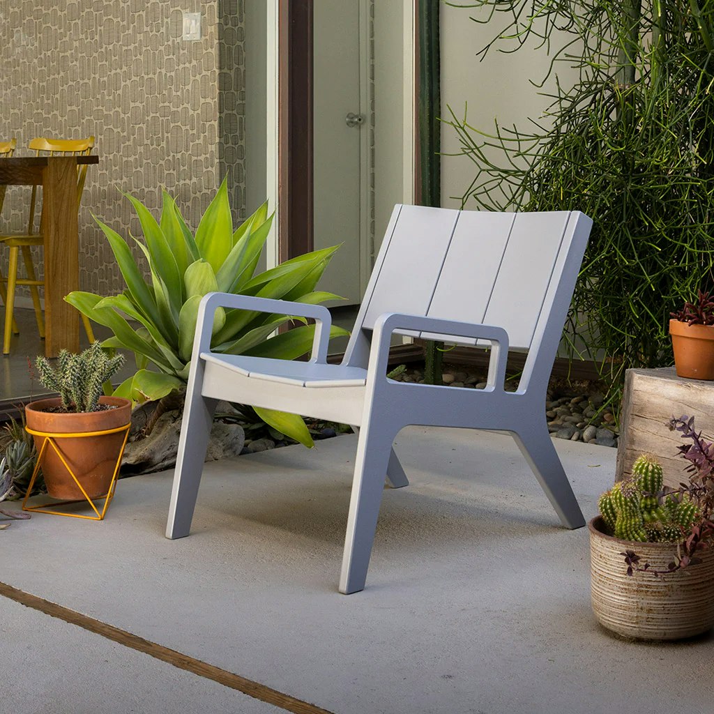 No. 9 Lounge Chair