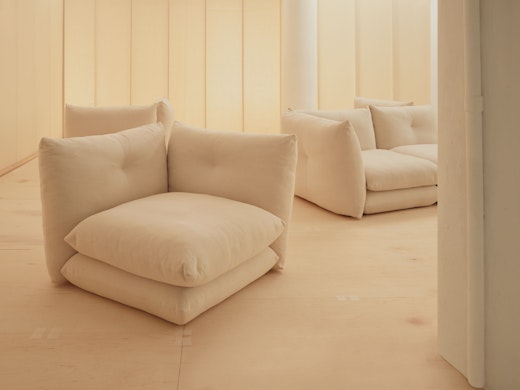 Perron Pillo Sofa 