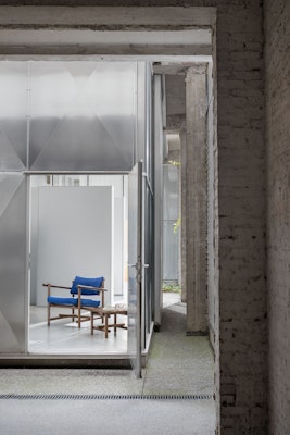 Muecke Lounge Chair Muecke Coffee and Side Tables