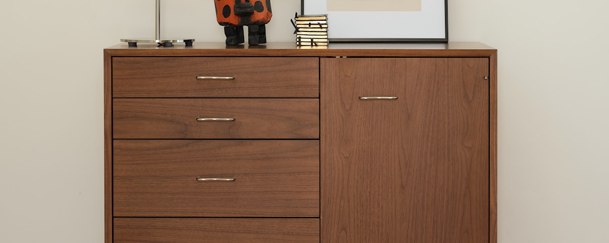 Nelson Cigar Lotus Table Lamp