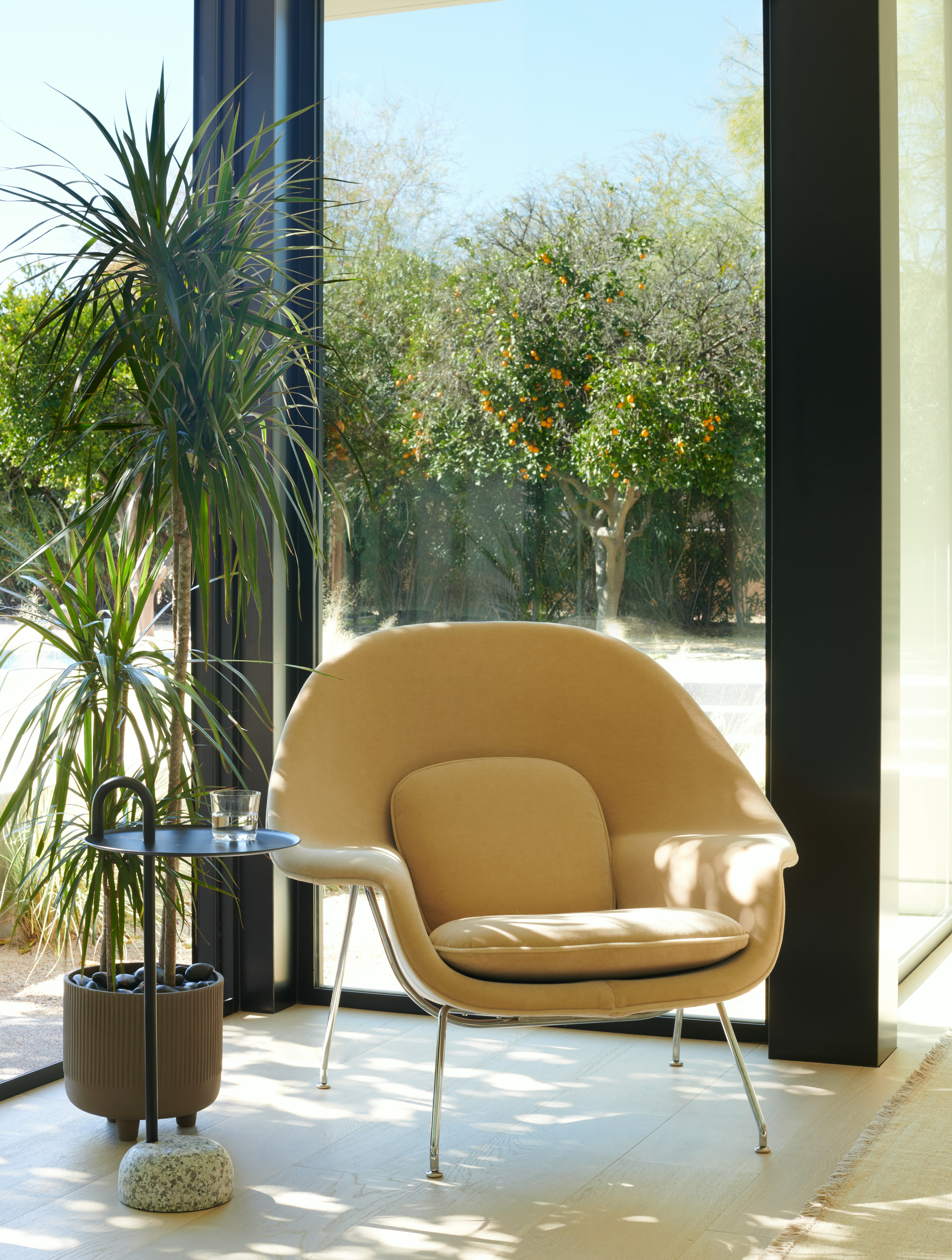 Lounge Chairs + Armchairs