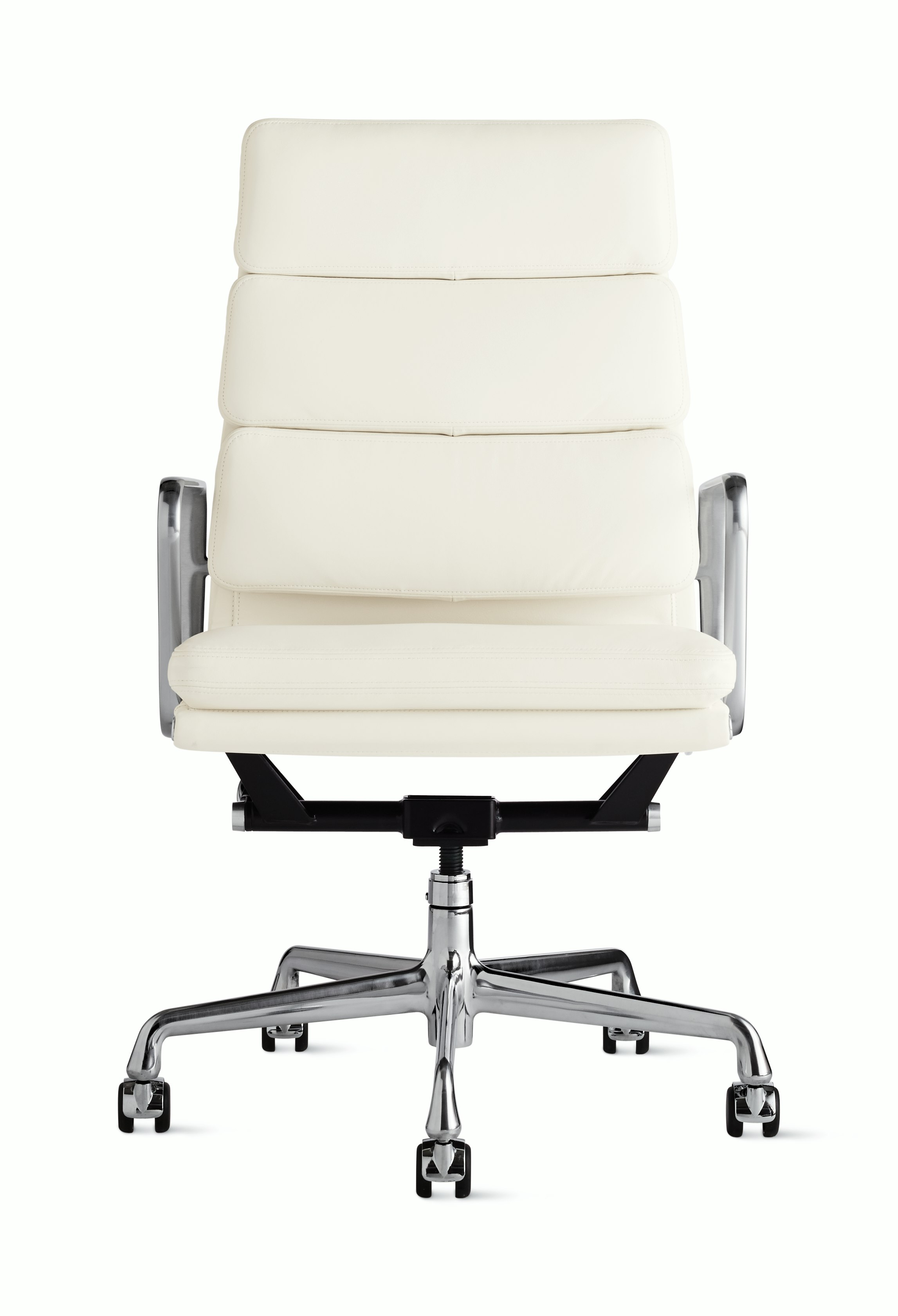 Eames Soft Pad Chair