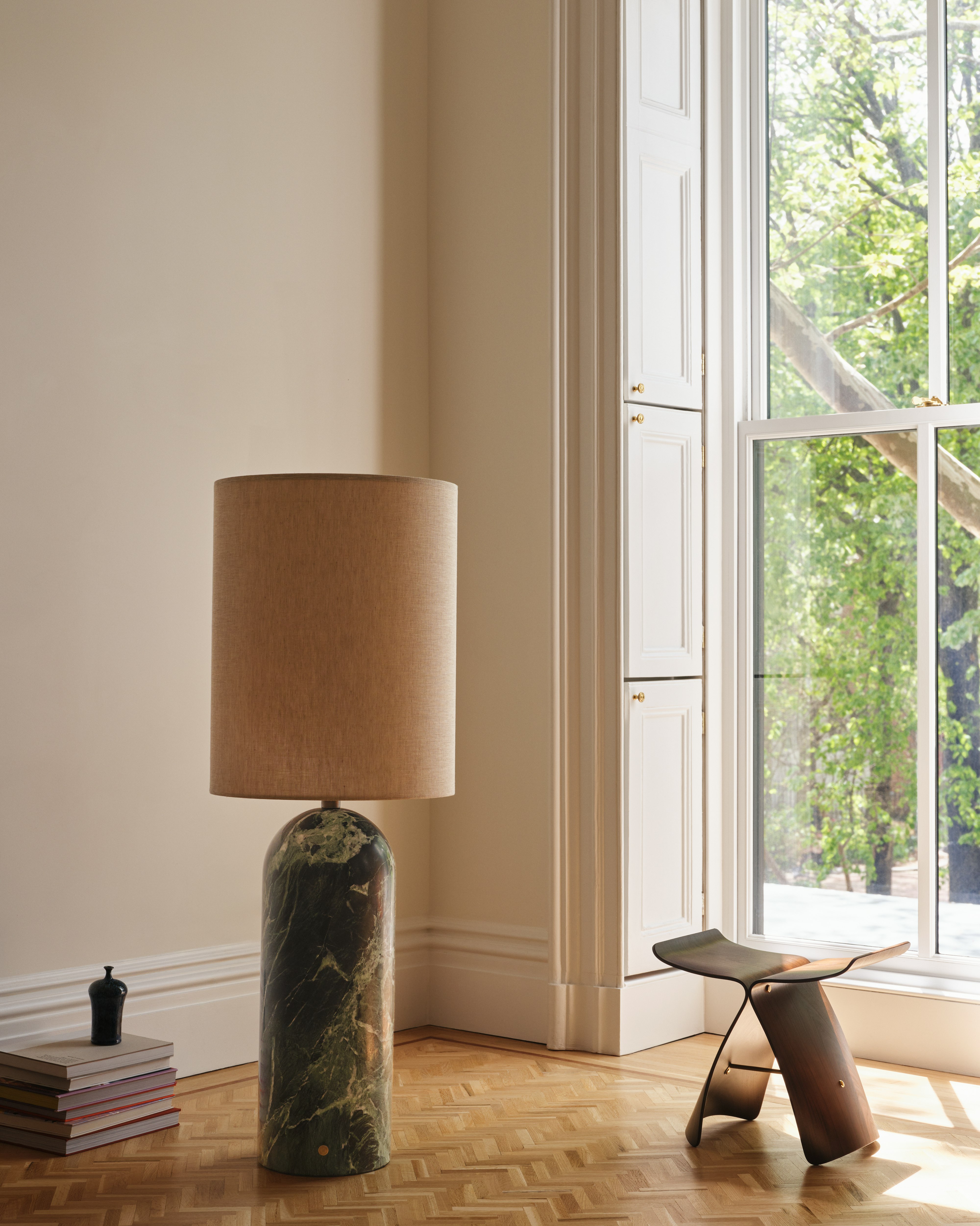 Yanagi Butterfly Stool