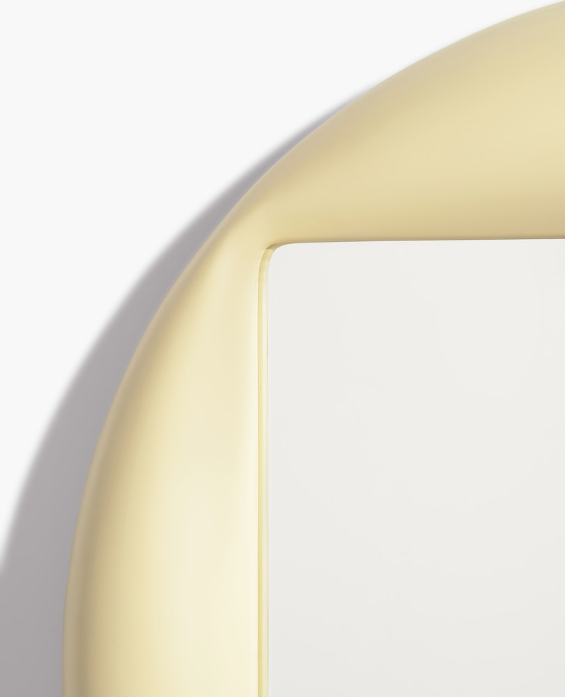 Puffer Mirror, Butter
