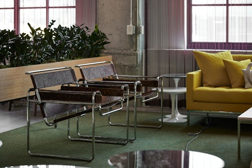 Design Days 2021 wassily chair saarinen side tables knoll at fulton market lounge