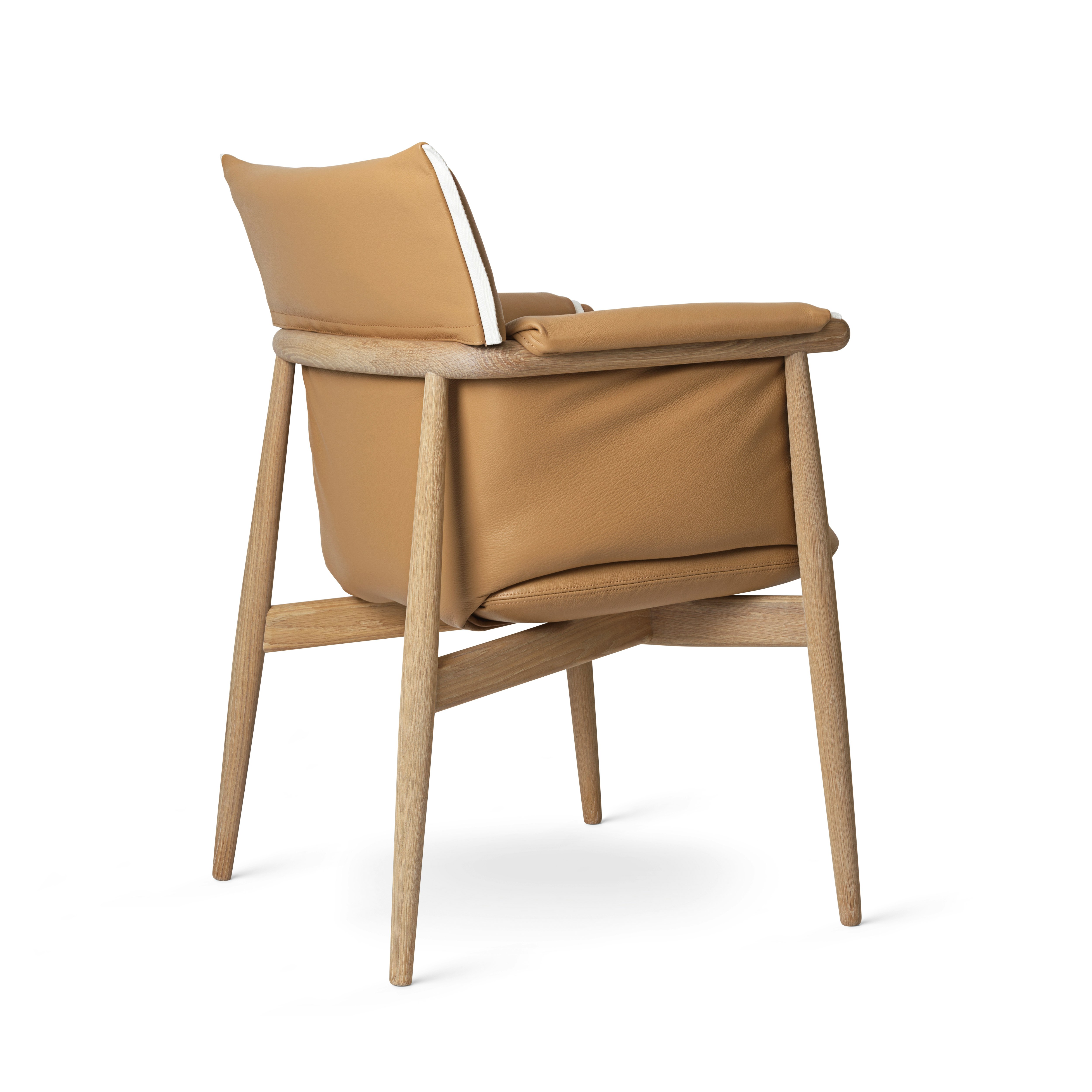 E005 Embrace Armchair - Thor 325, White Oiled Oak, Natural Edge Strip