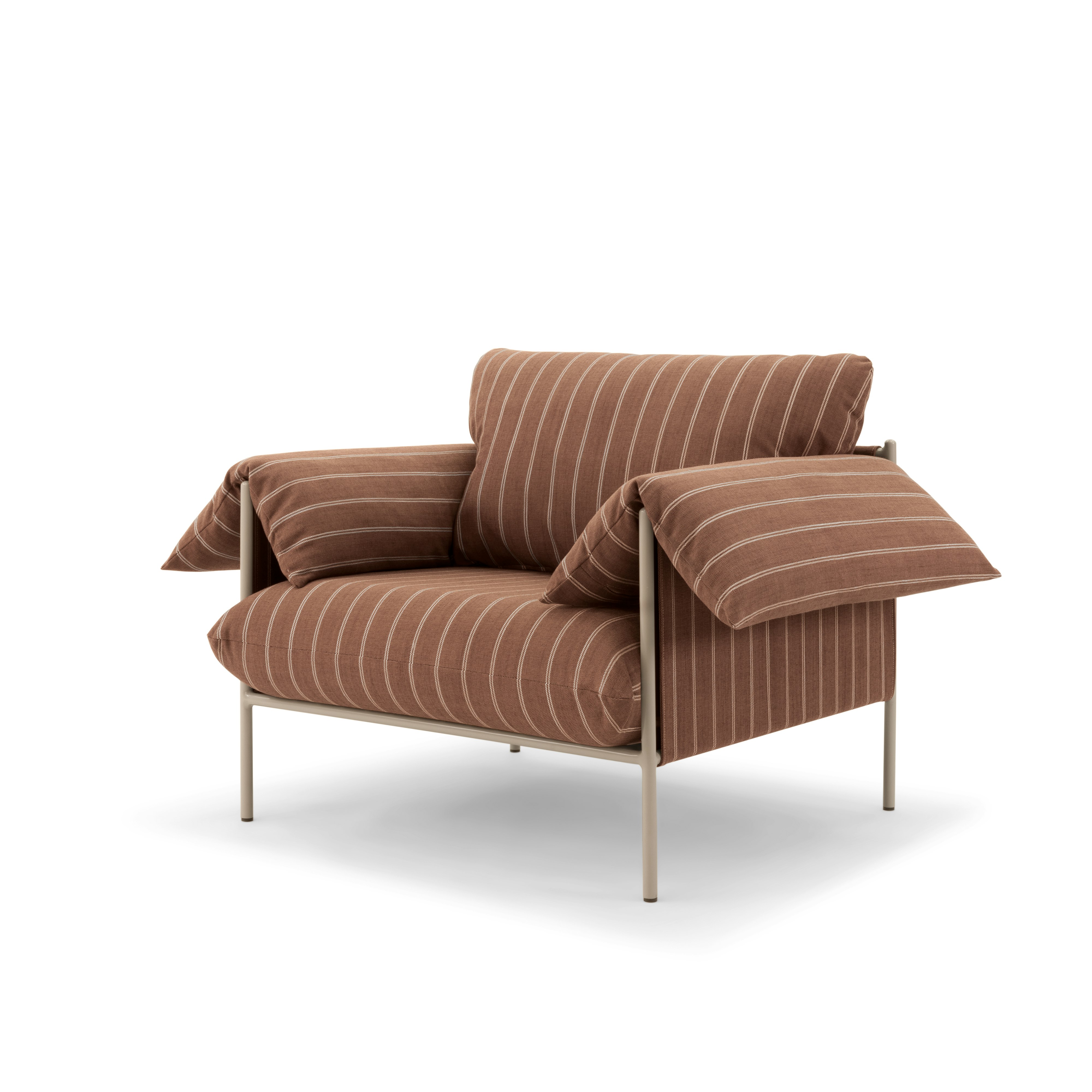 An Alva Outdoor Lounge Chair in Terrarossa viewed from an angle