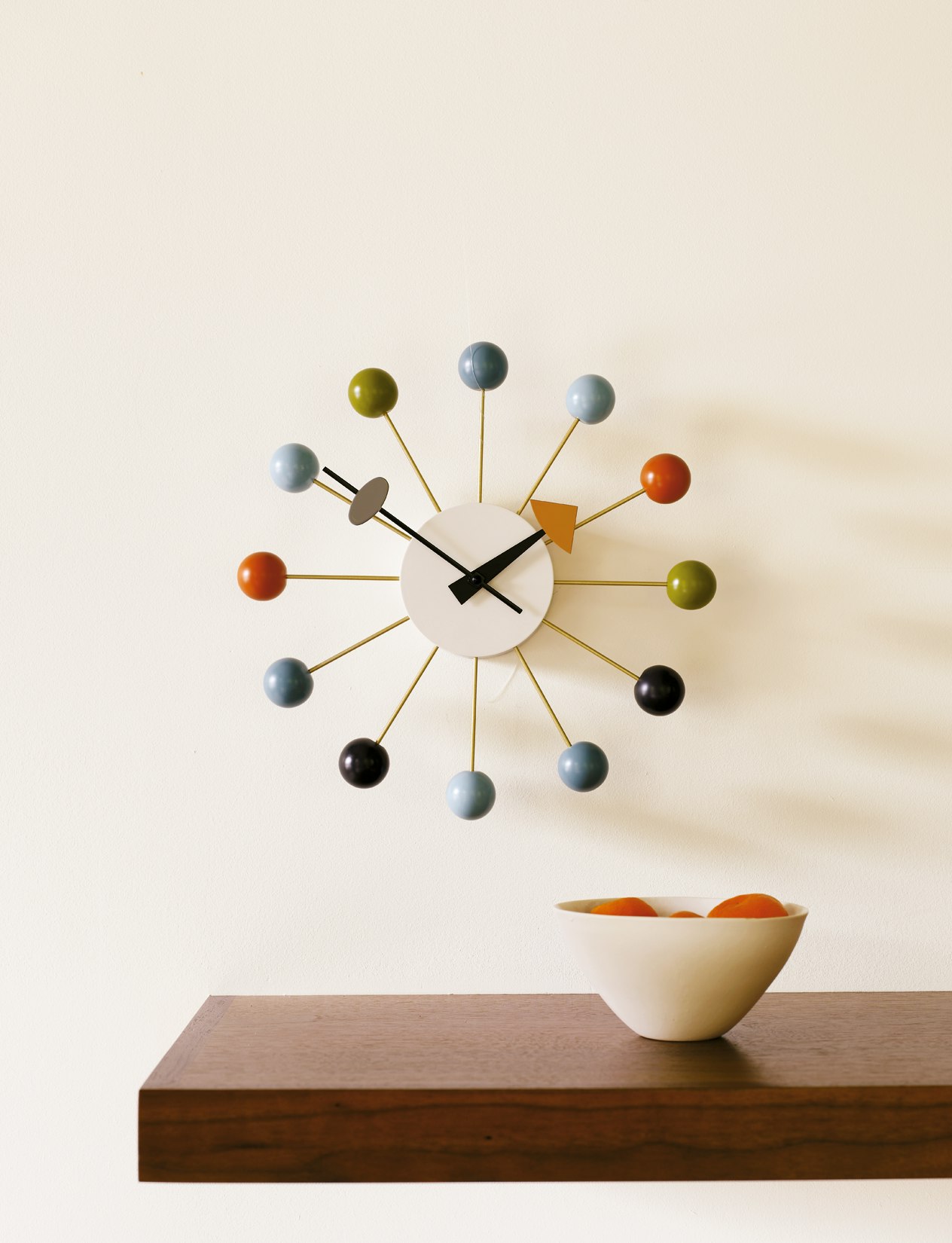 Nelson ball clock
