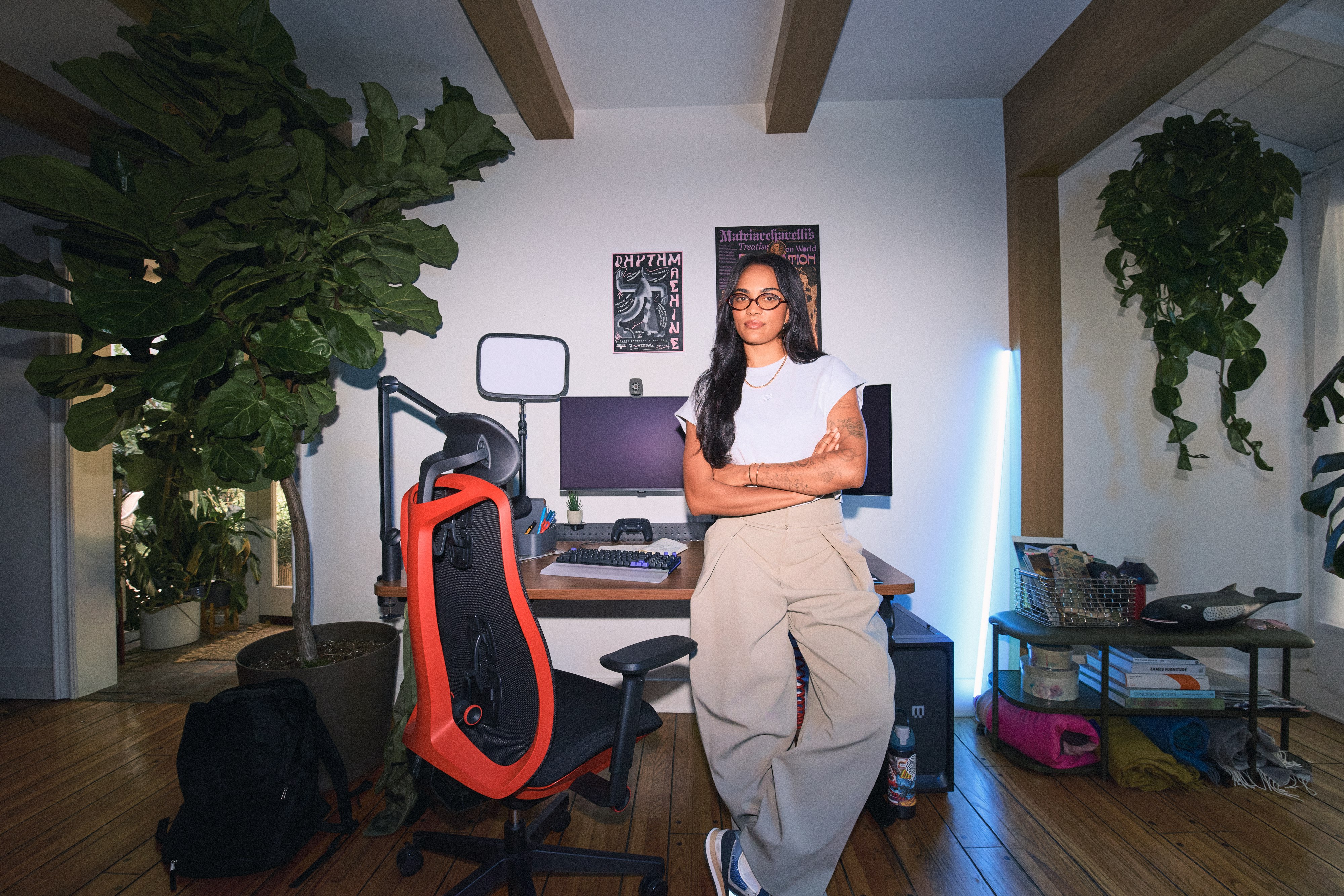 Sydeon in her home.