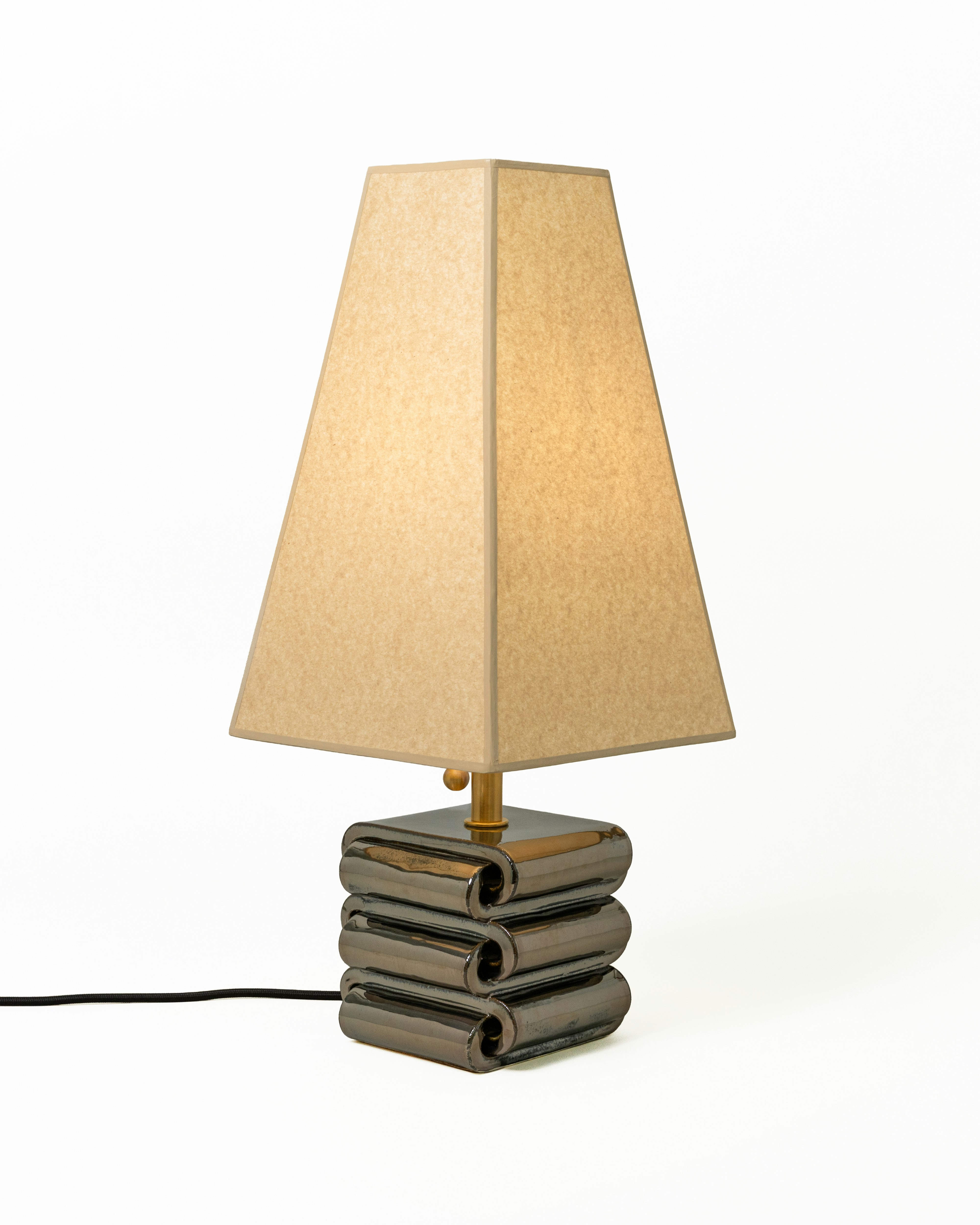Gio Table Lamp - Kraft_Obsidian