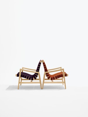 Risom Lounge Chair in light walnut wood and aubergine and maize seat