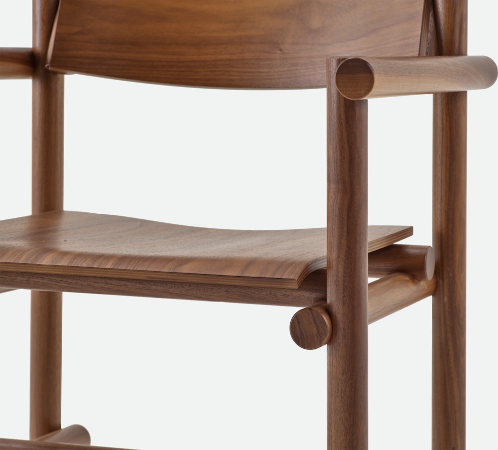 Muecke Armchair - walnut