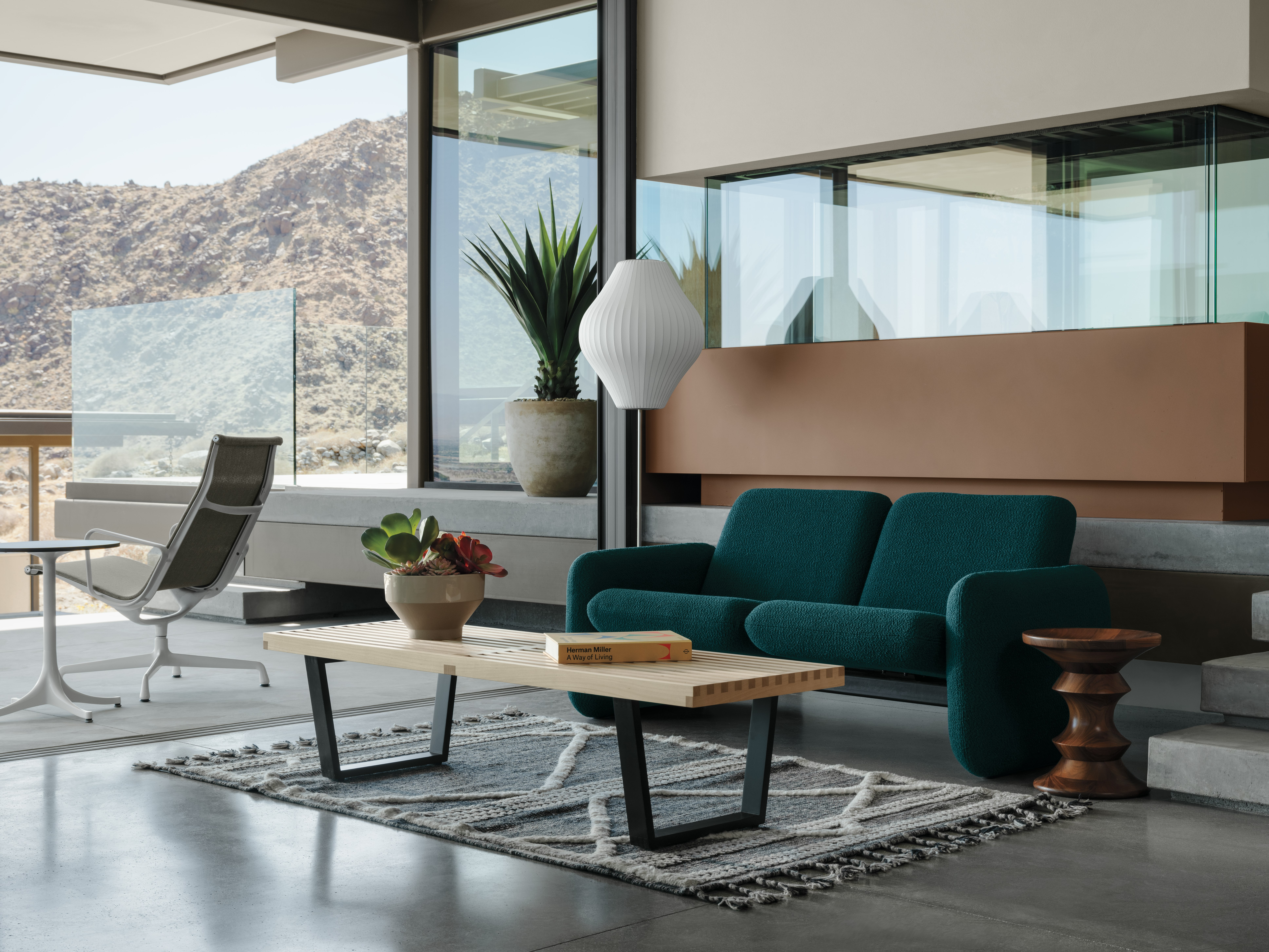 Nelson Platform Bench