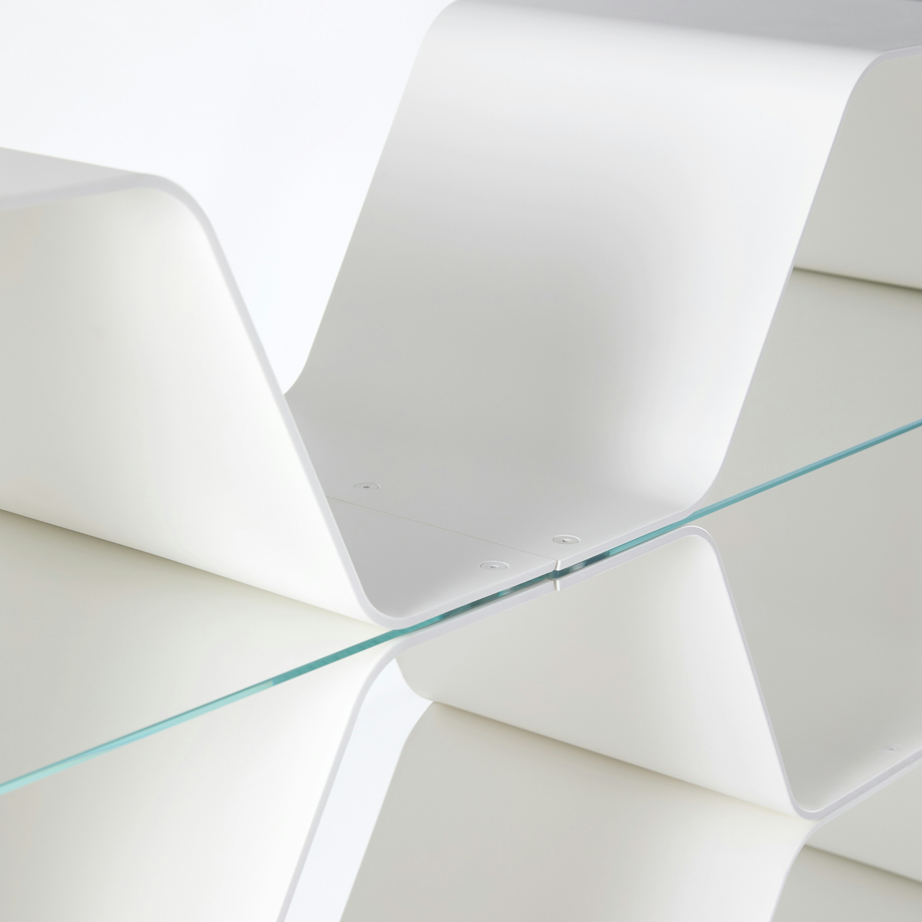 Honeycomb Modular Shelving 9 Cells - Configuration F, Vertical, White detail