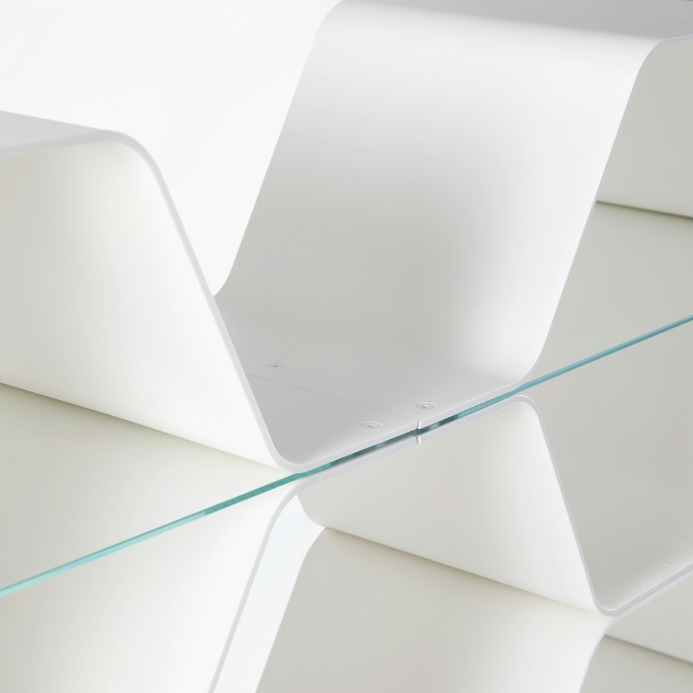 Honeycomb Modular Shelving 9 Cells - Configuration F, Vertical, White detail