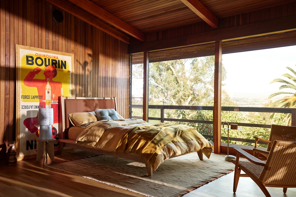 Noviembre Bed