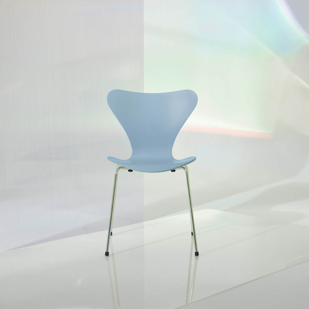 Series 7 Chair - Lacquered, 7:14 AM Blue, Rainbow Steel