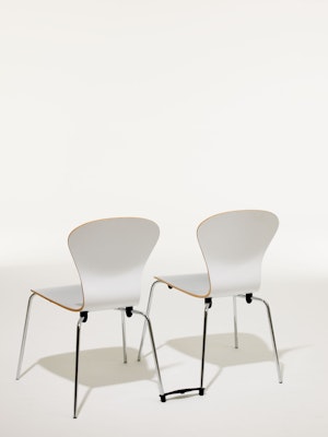 Sprite chair ganging mechanism