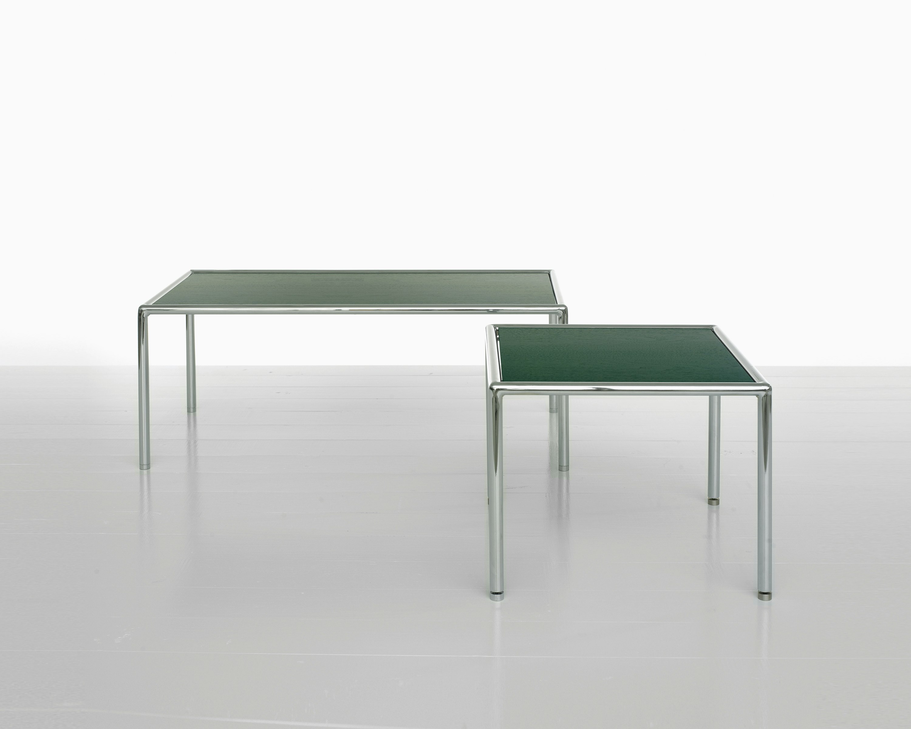 Full Round Tables
