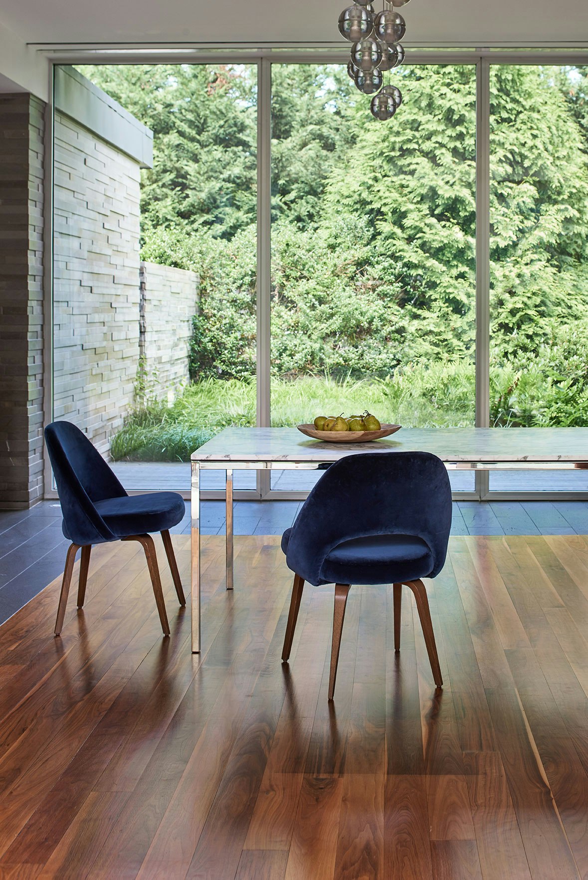Saarinen Executive Side Chair