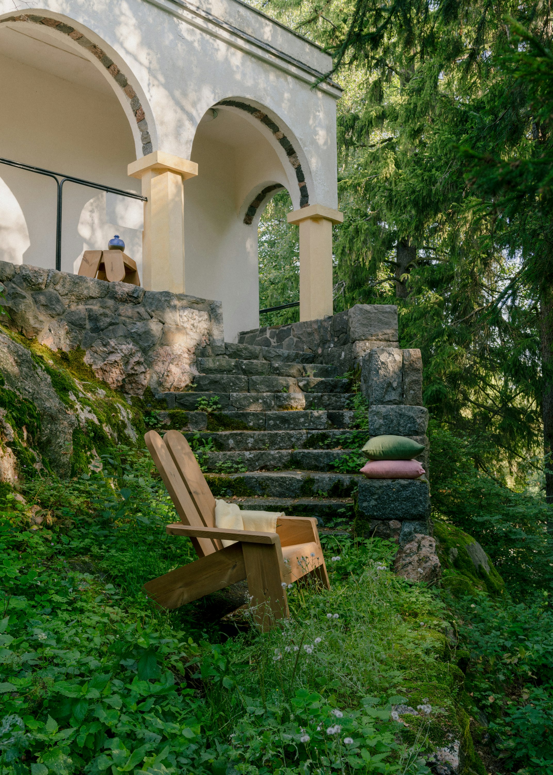 015 Peace Outdoor Lounge Chair