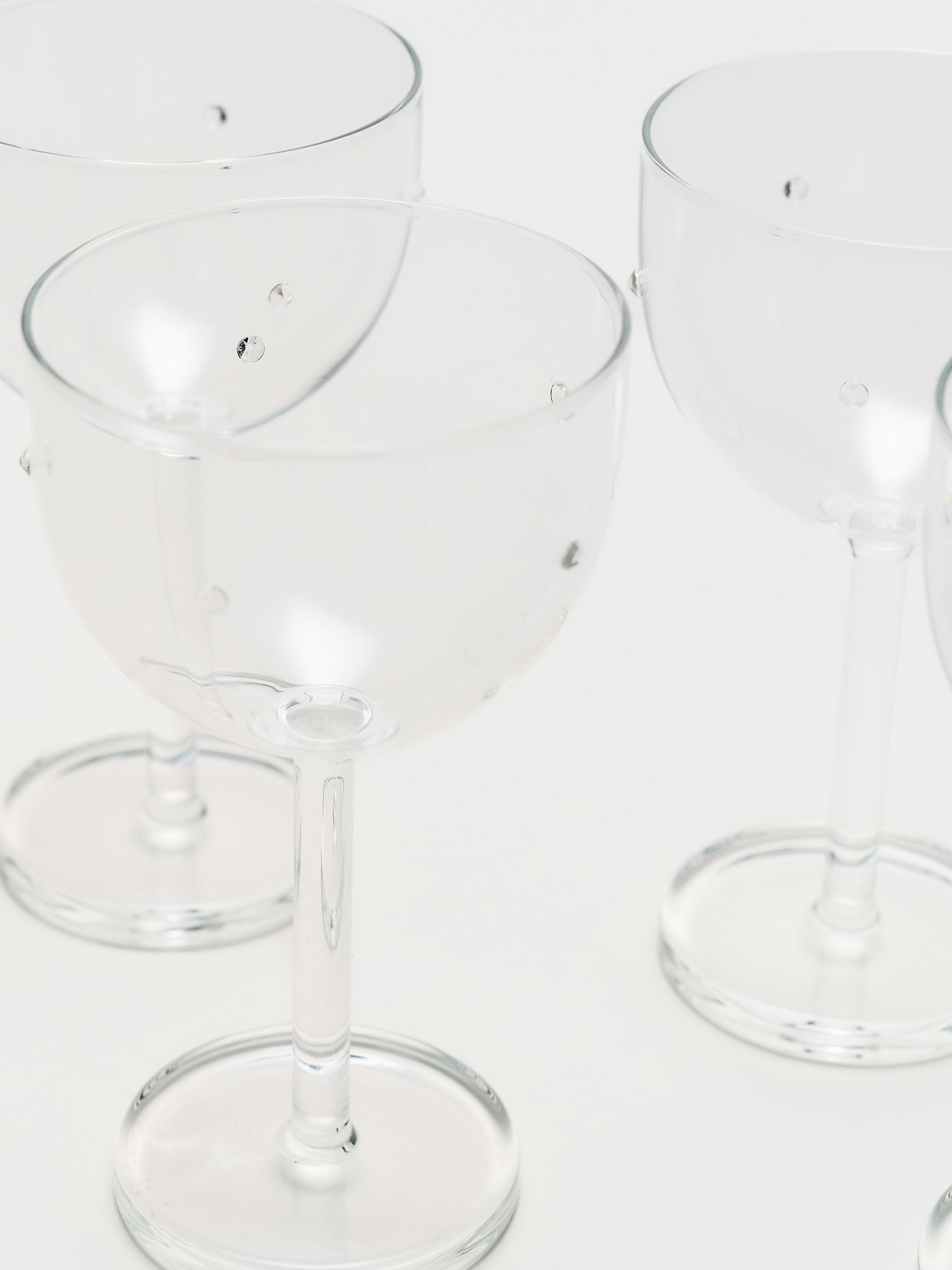 A detailed look at Firenze Nick & Nora Glasses in Clear.