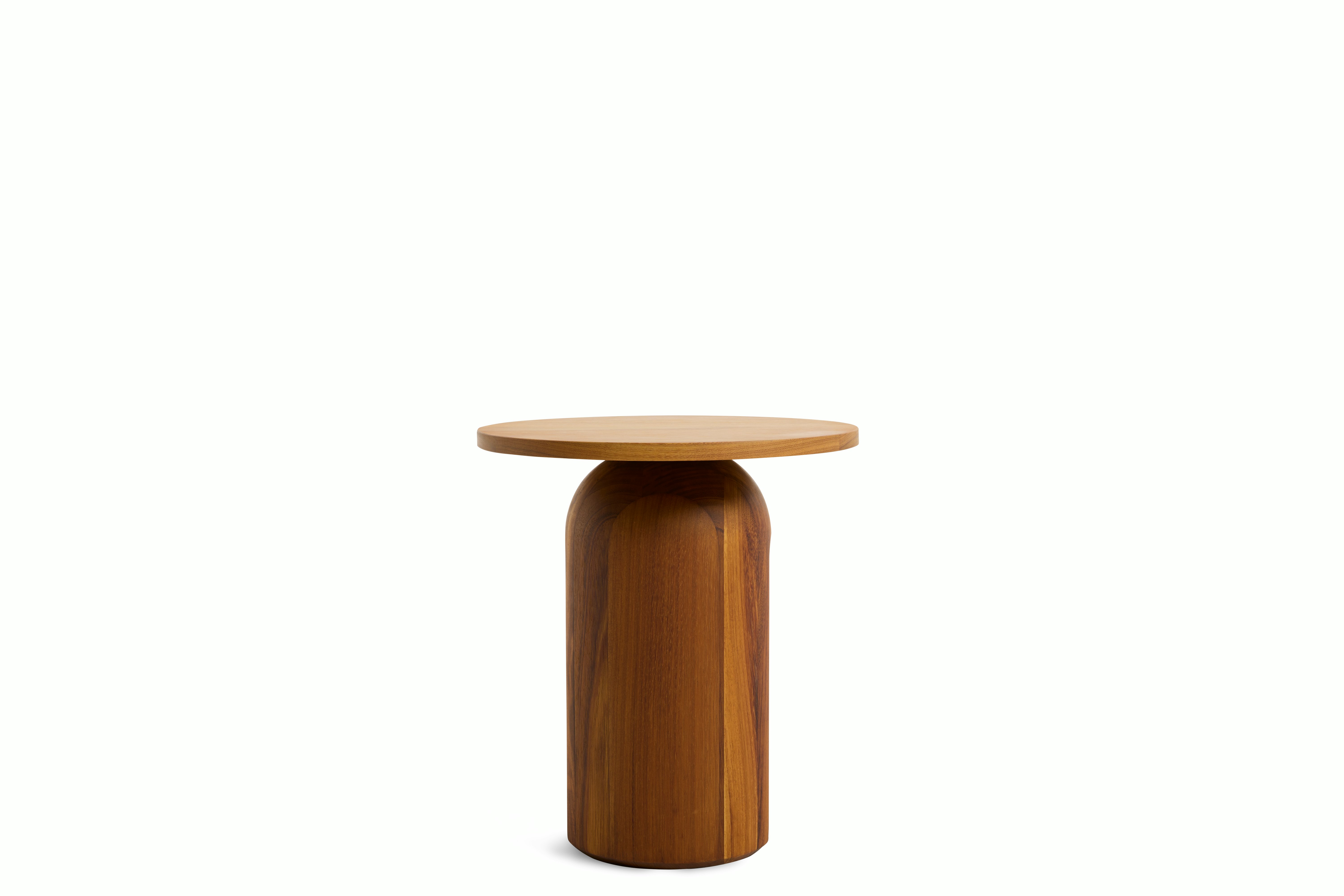 Oco Side Table - walnut