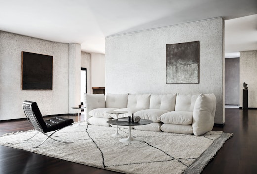 Perron Pillo Sofa Saarinen Coffee Table Barcelona Chair