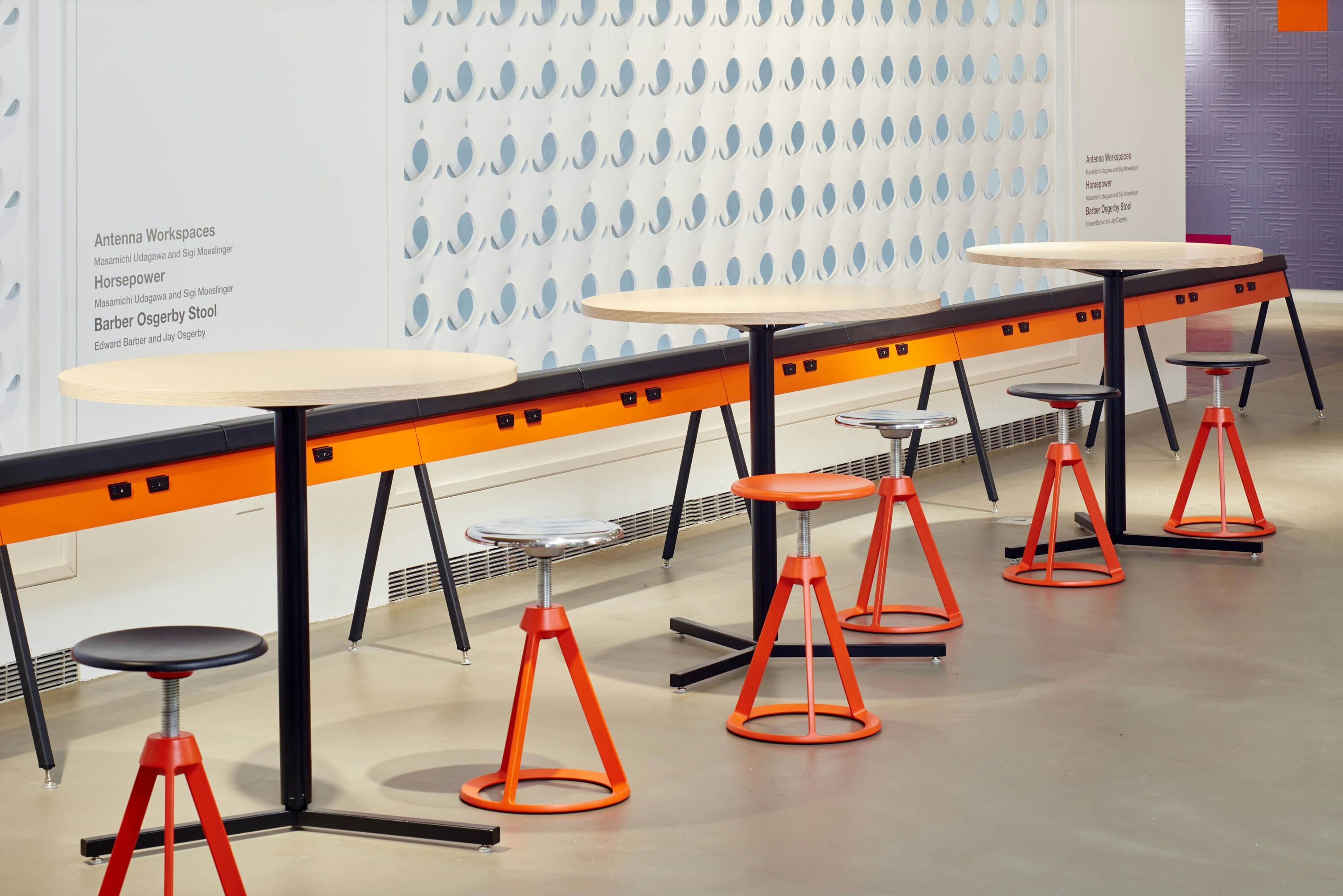 Piton™ Stool | Knoll