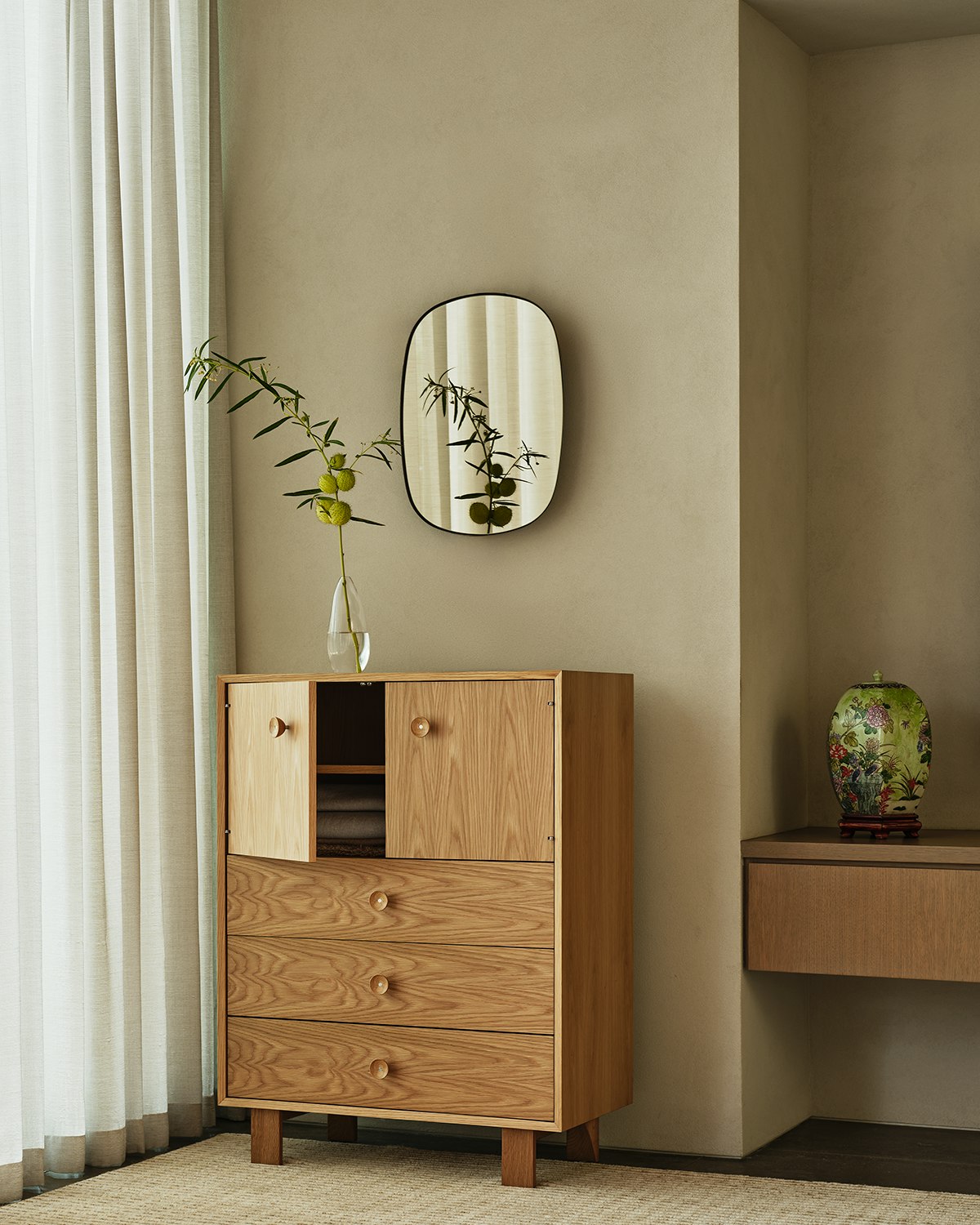 Nelson Basic Cabinet Series Console