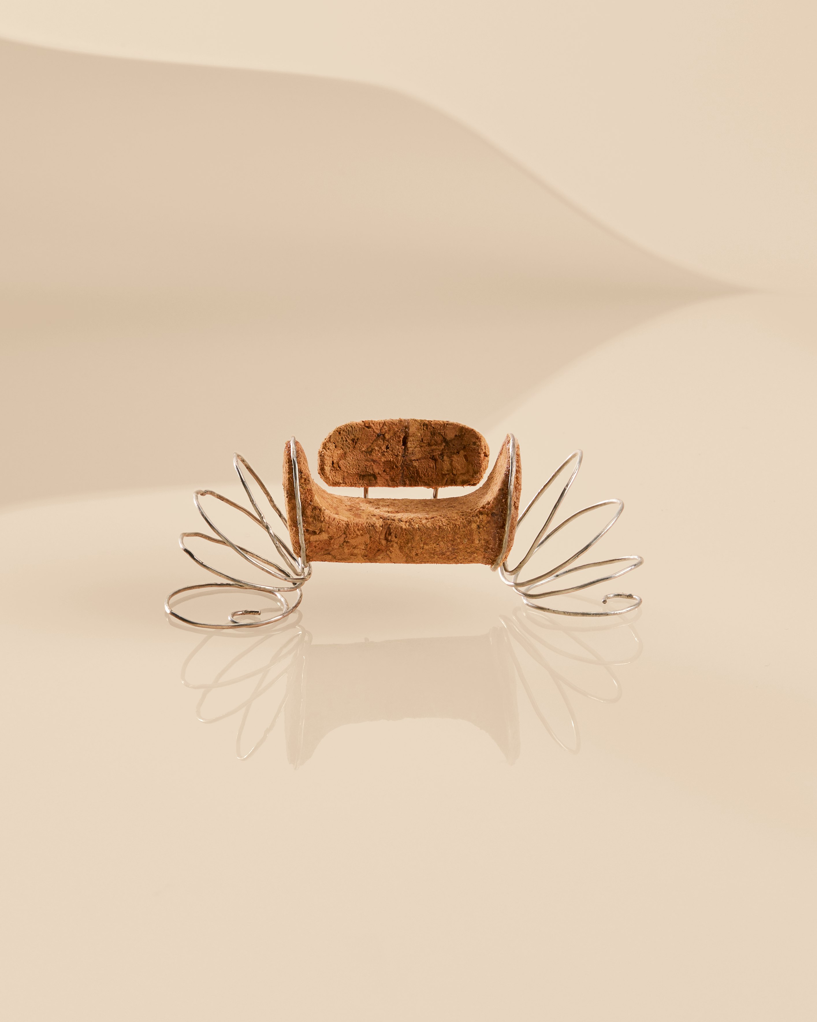 DWR Champagne Chair Contest, 2026