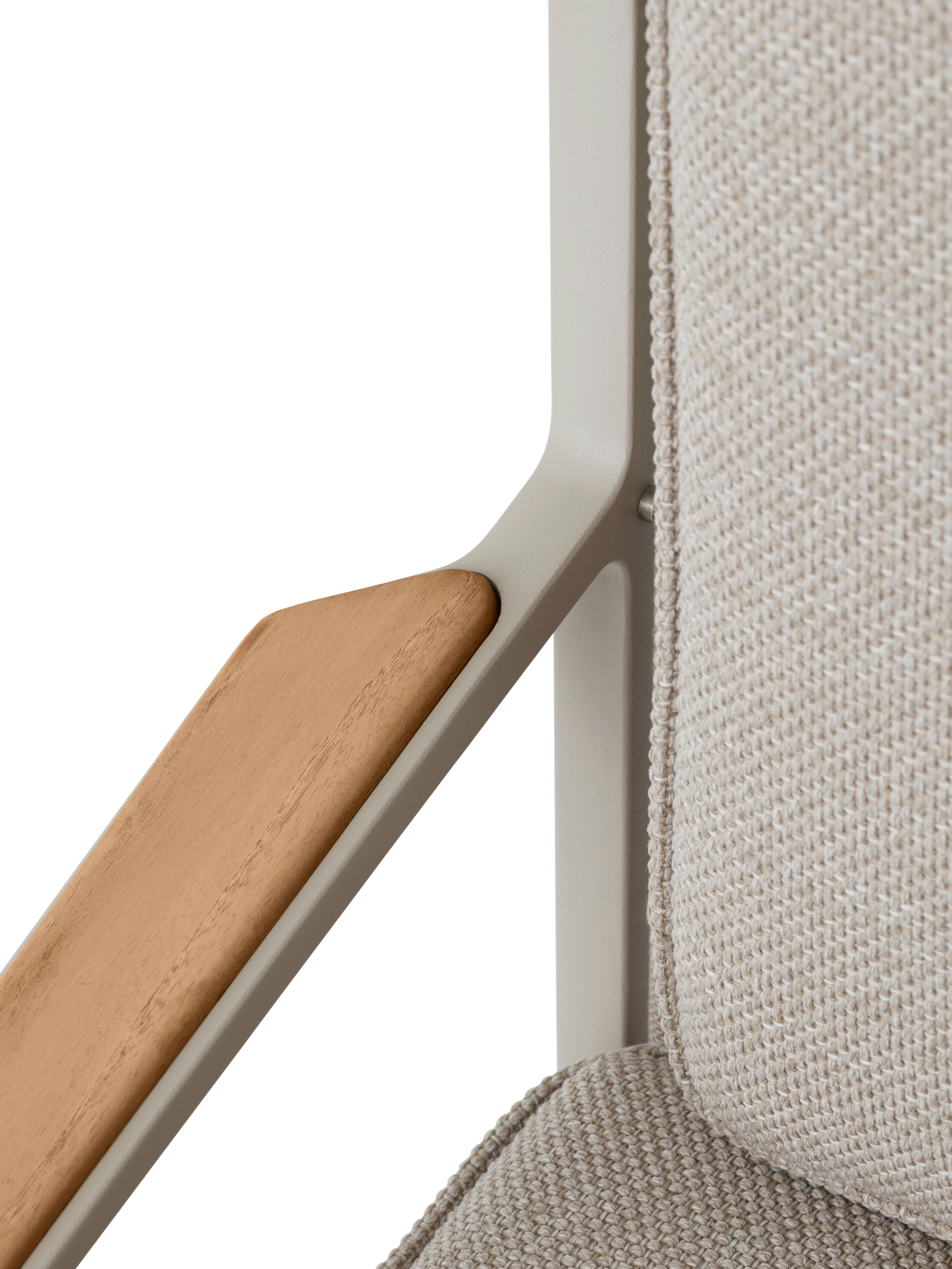 Vipp713 Open-Air Lounge Chair