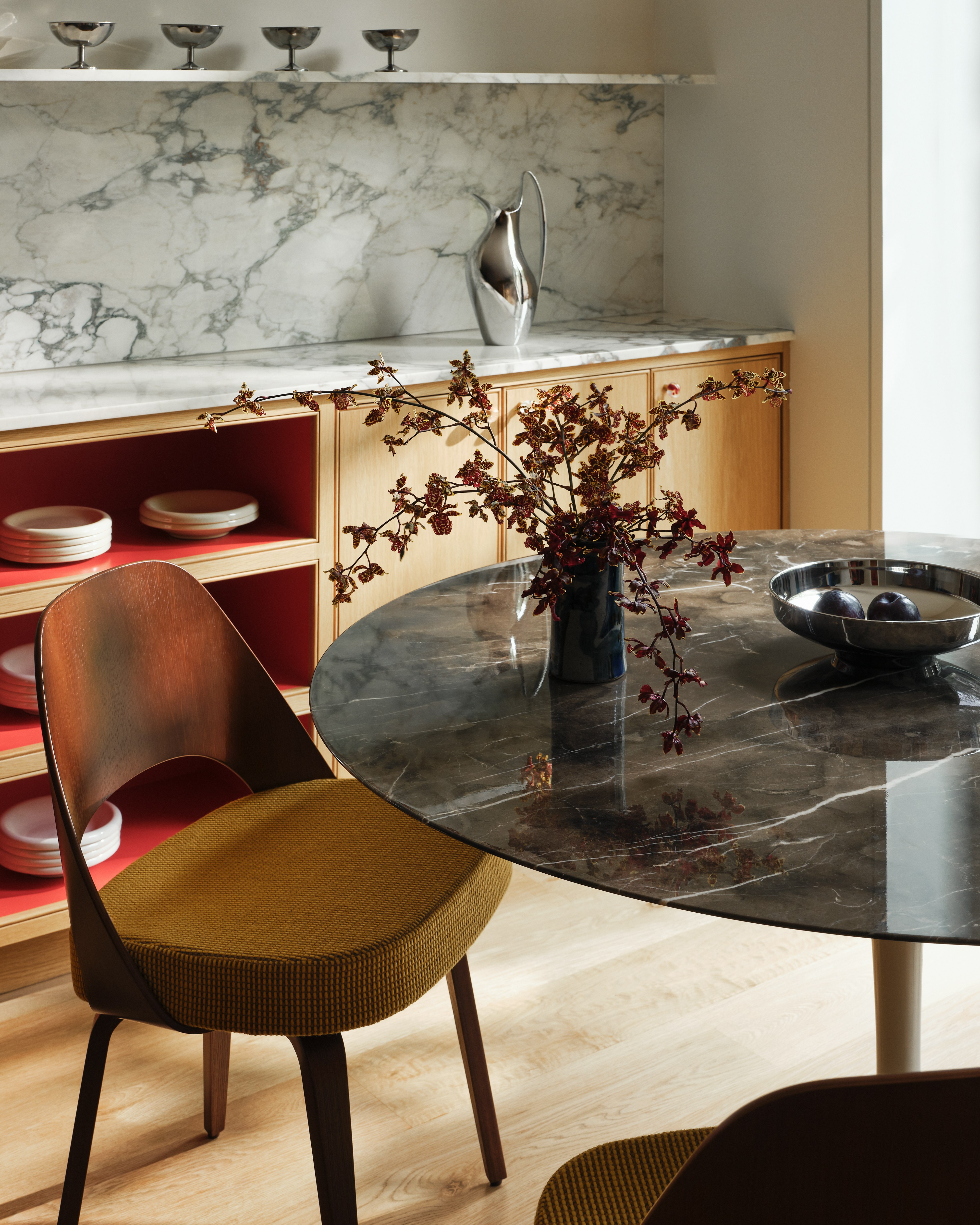 Saarinen Dining Table