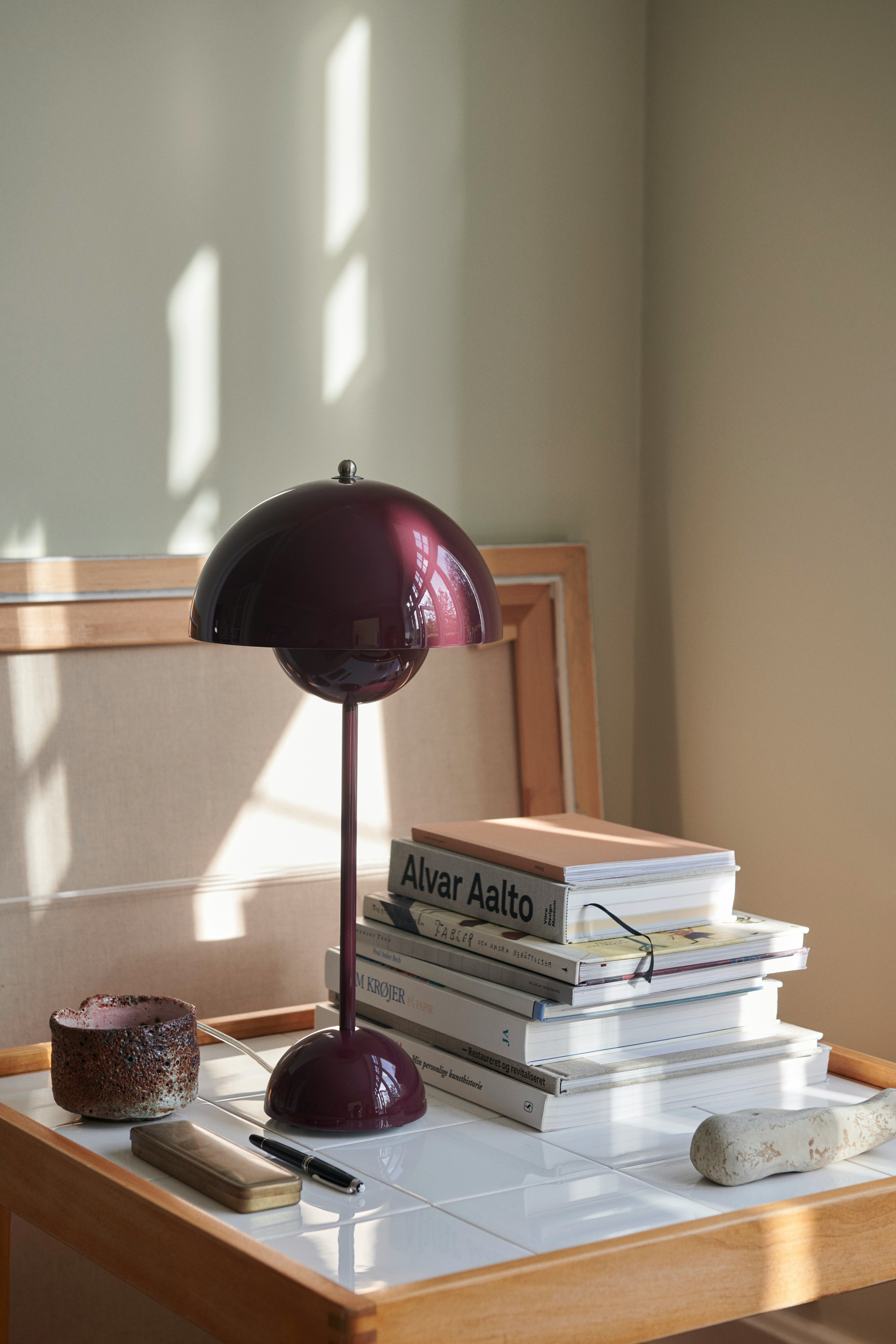 VP3 Flowerpot Table Lamp