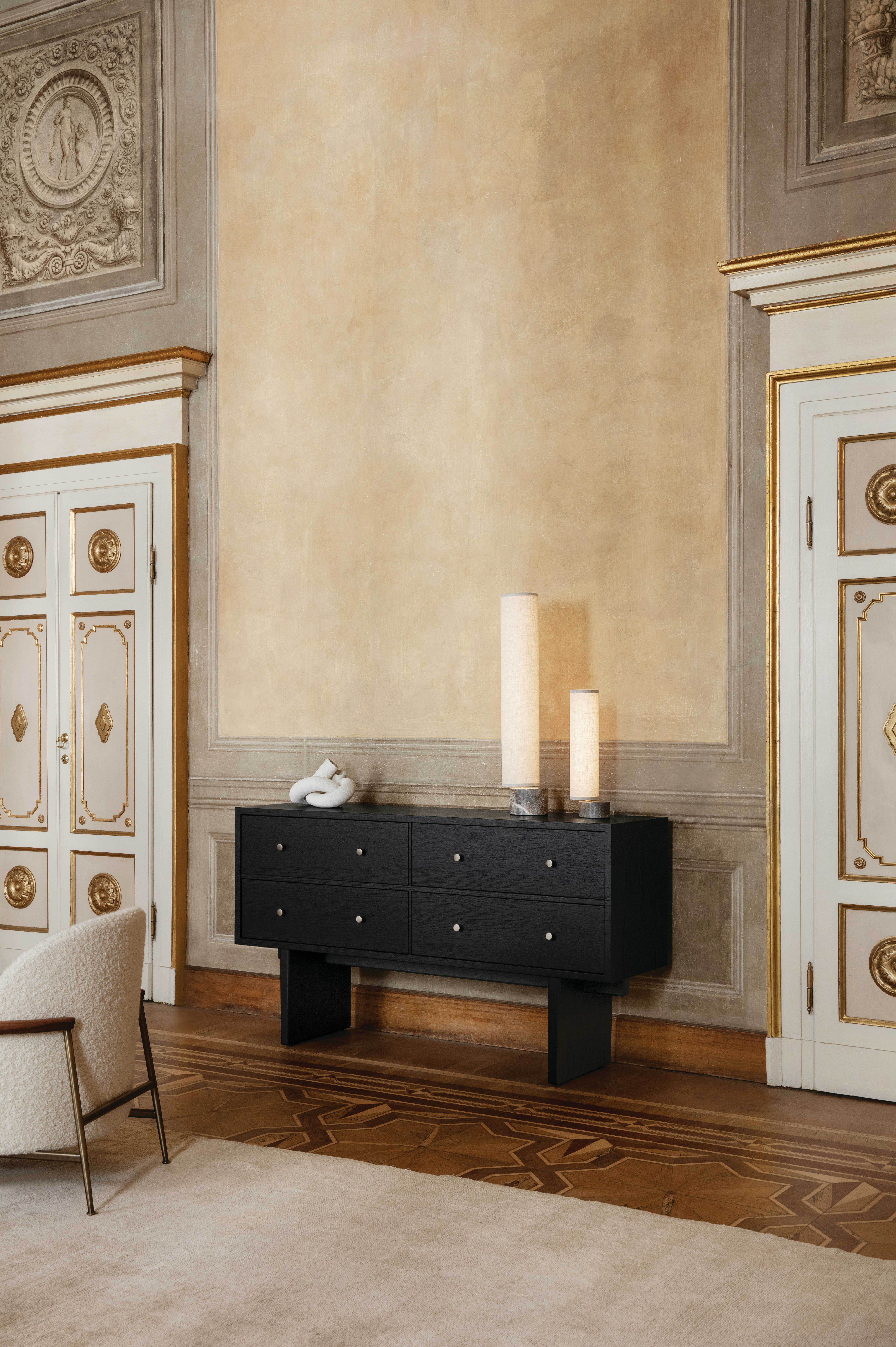 Unbound Table Lamp