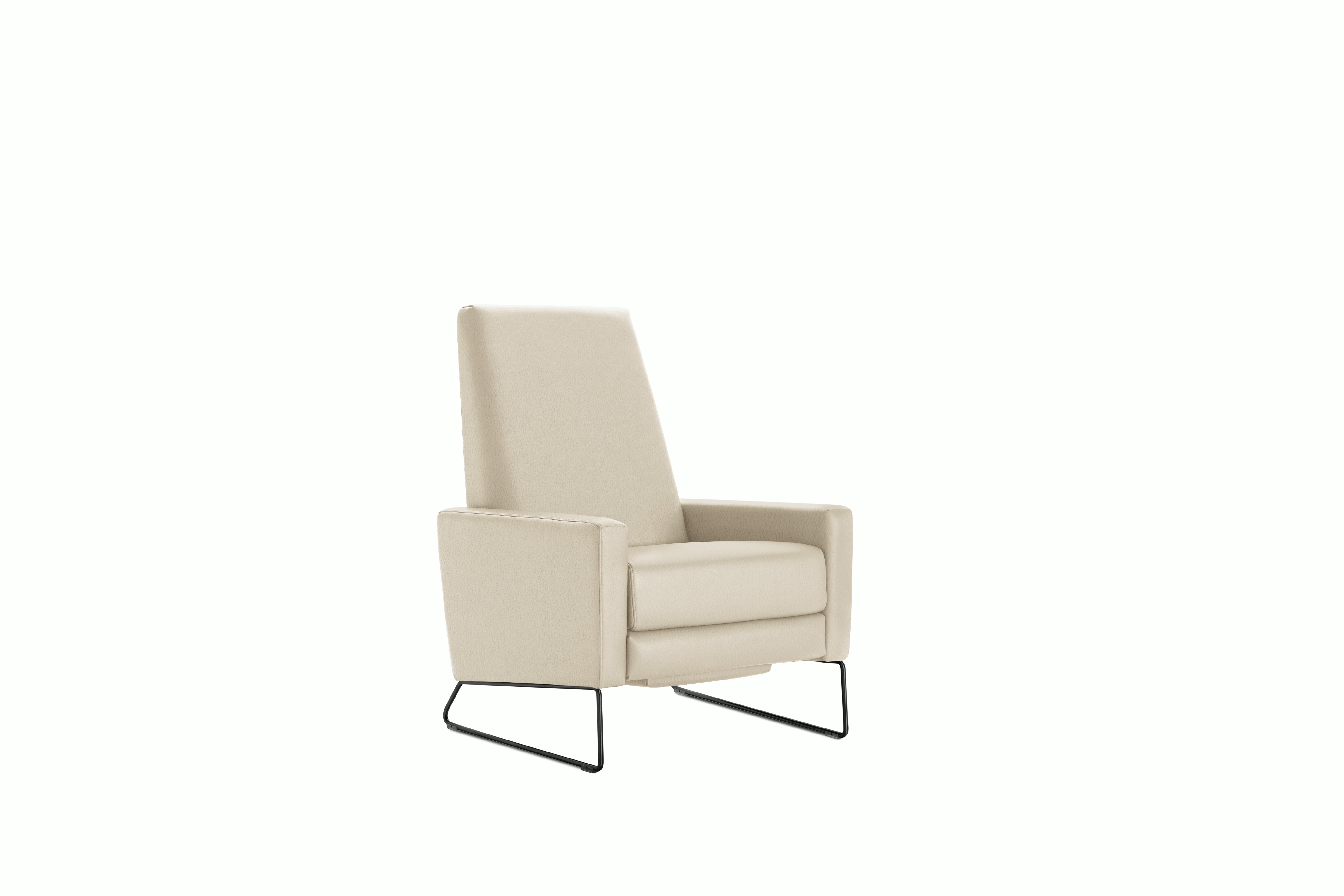 Flight Recliner, Leather