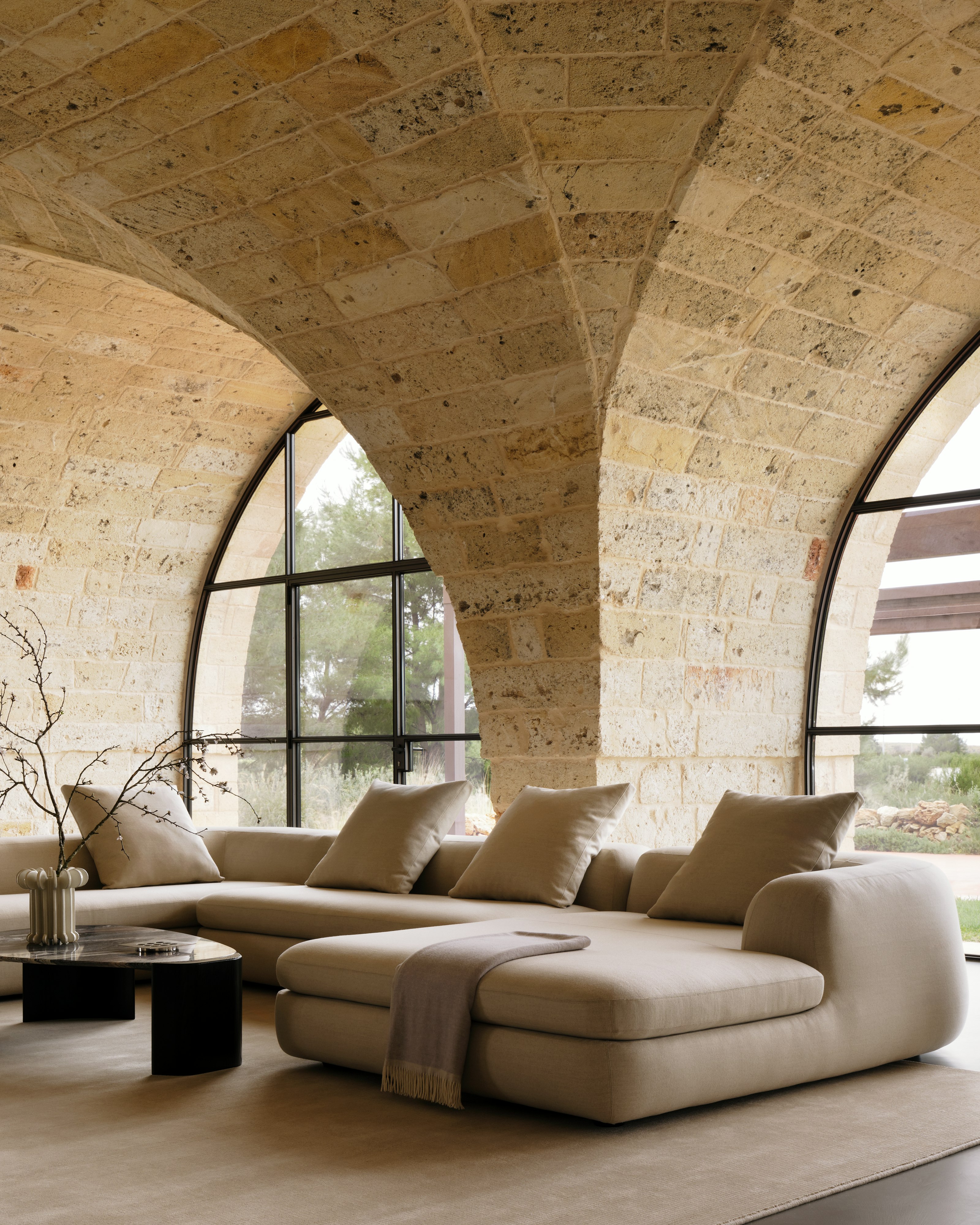 Atlason Americano Asymmetrical Double Chaise Sectional