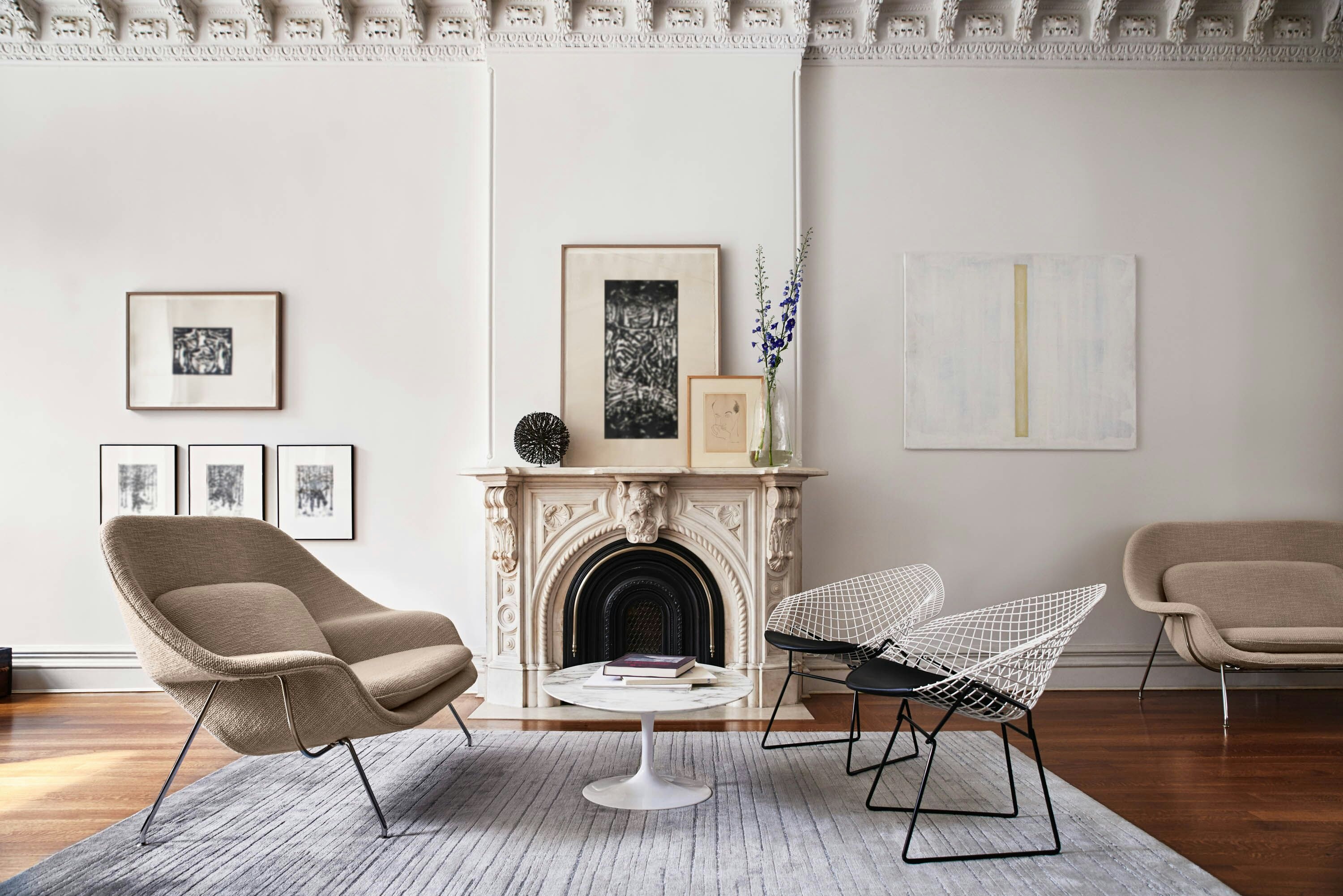 Womb™ Settee - Original Design | Knoll